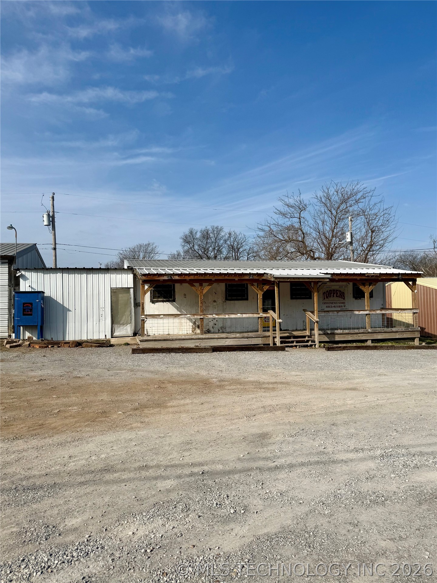 72135 S 320 Road Property Photo 3