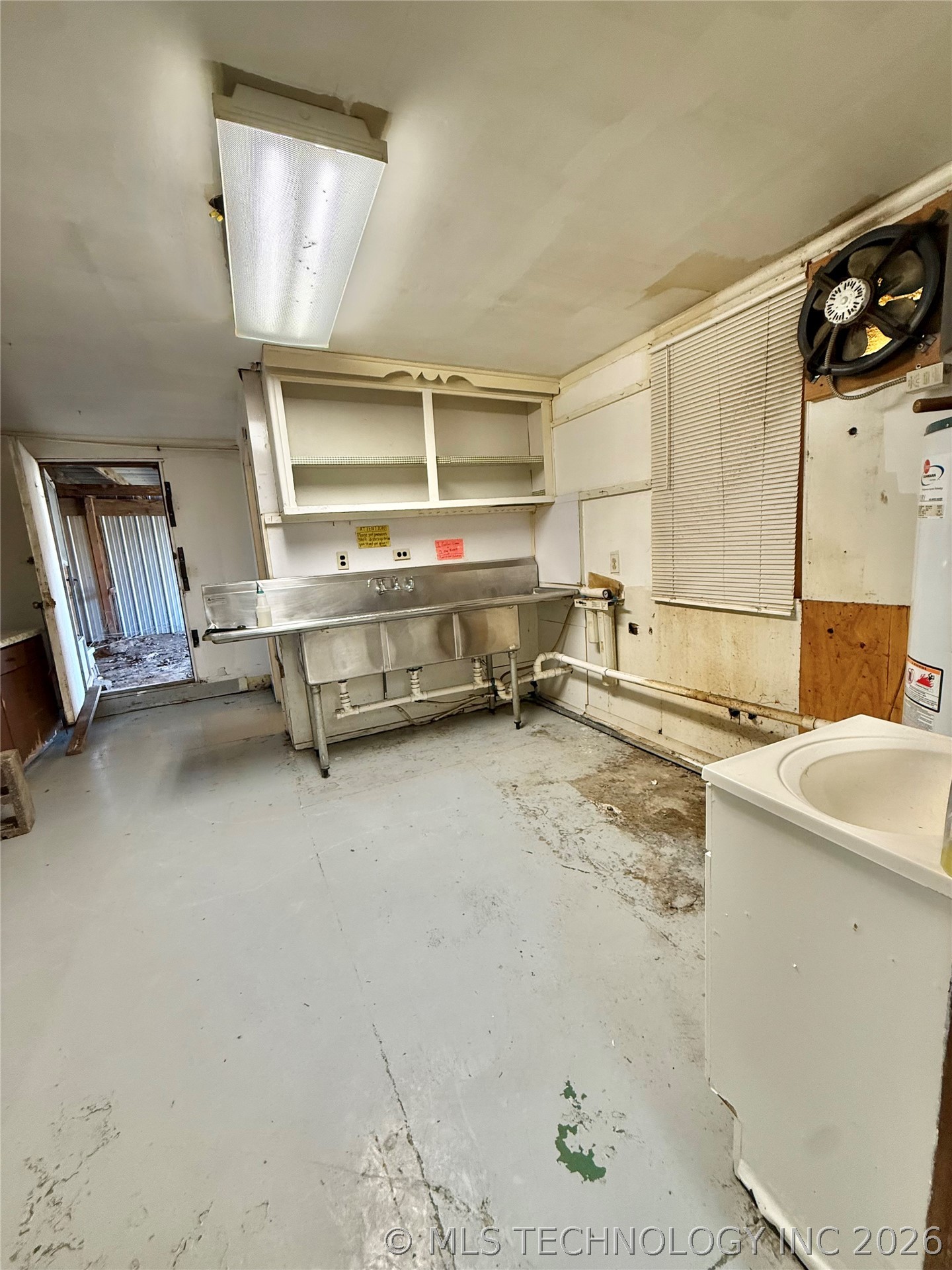 72135 S 320 Road Property Photo 10