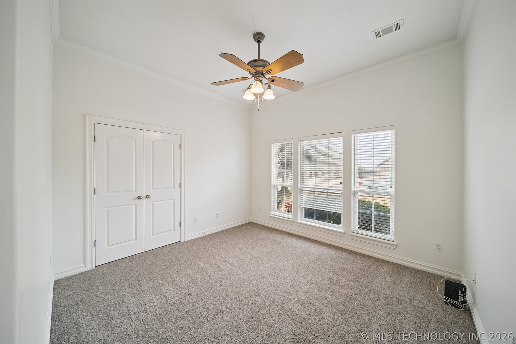 2212 N 12th Place Property Photo 10