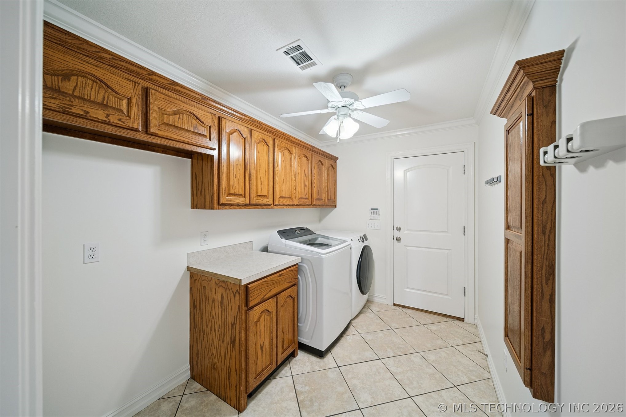 2212 N 12th Place Property Photo 29