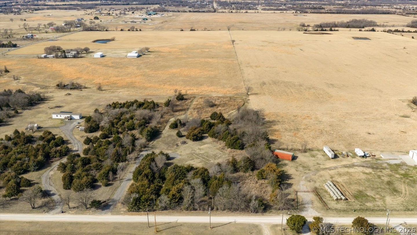28789 N 3960 Road Property Photo 5
