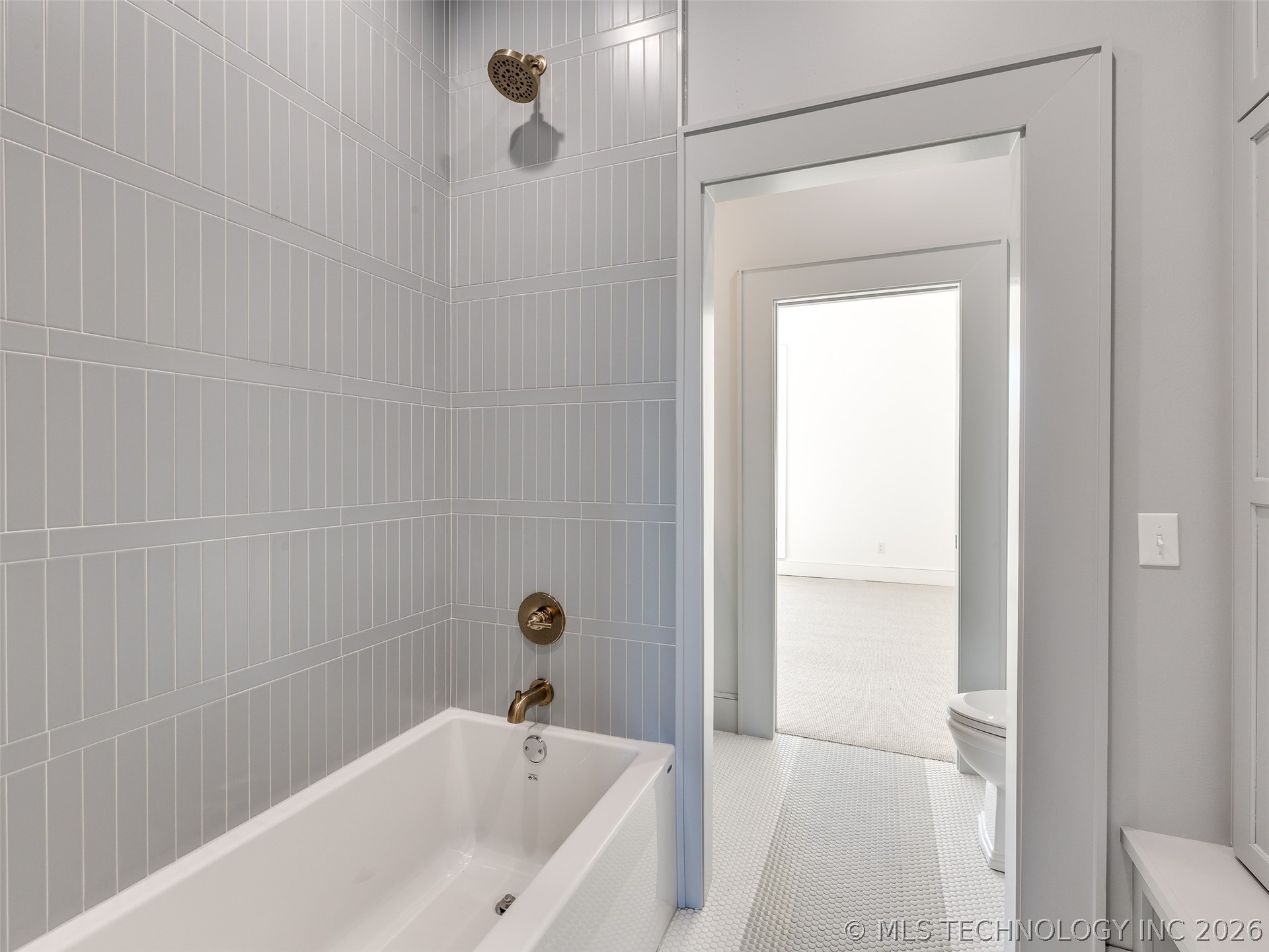 295 Falcon Tree Loop Property Photo 77