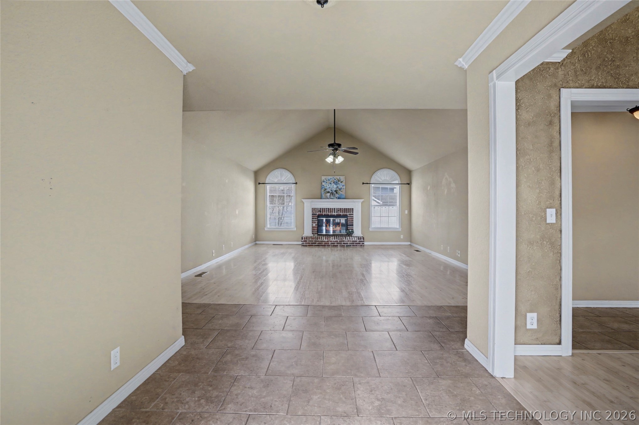 1300 E Boise Street Property Photo 4