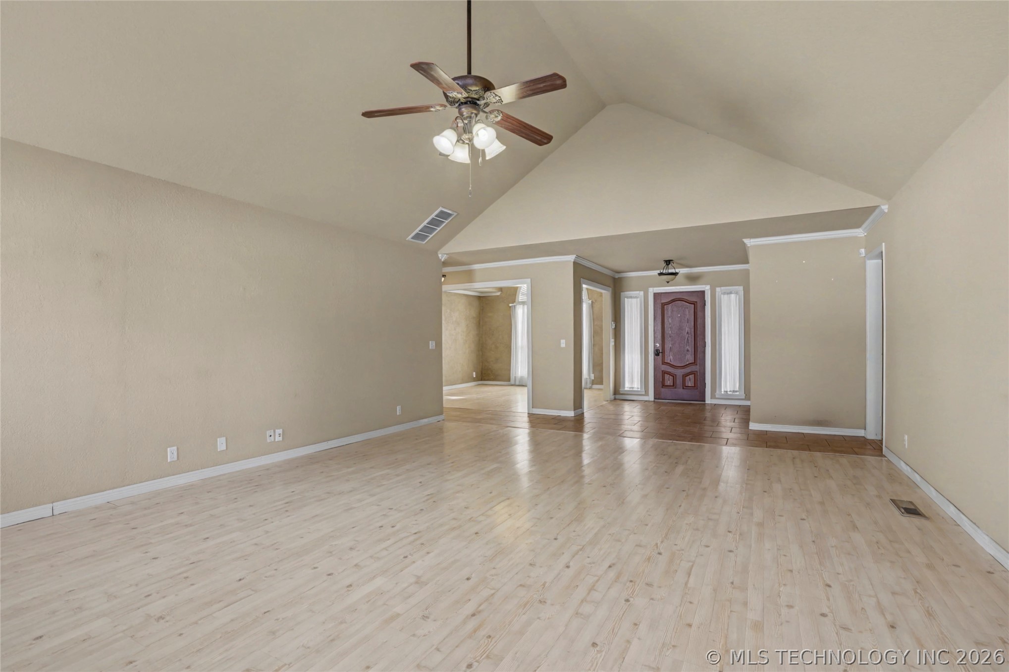 1300 E Boise Street Property Photo 6