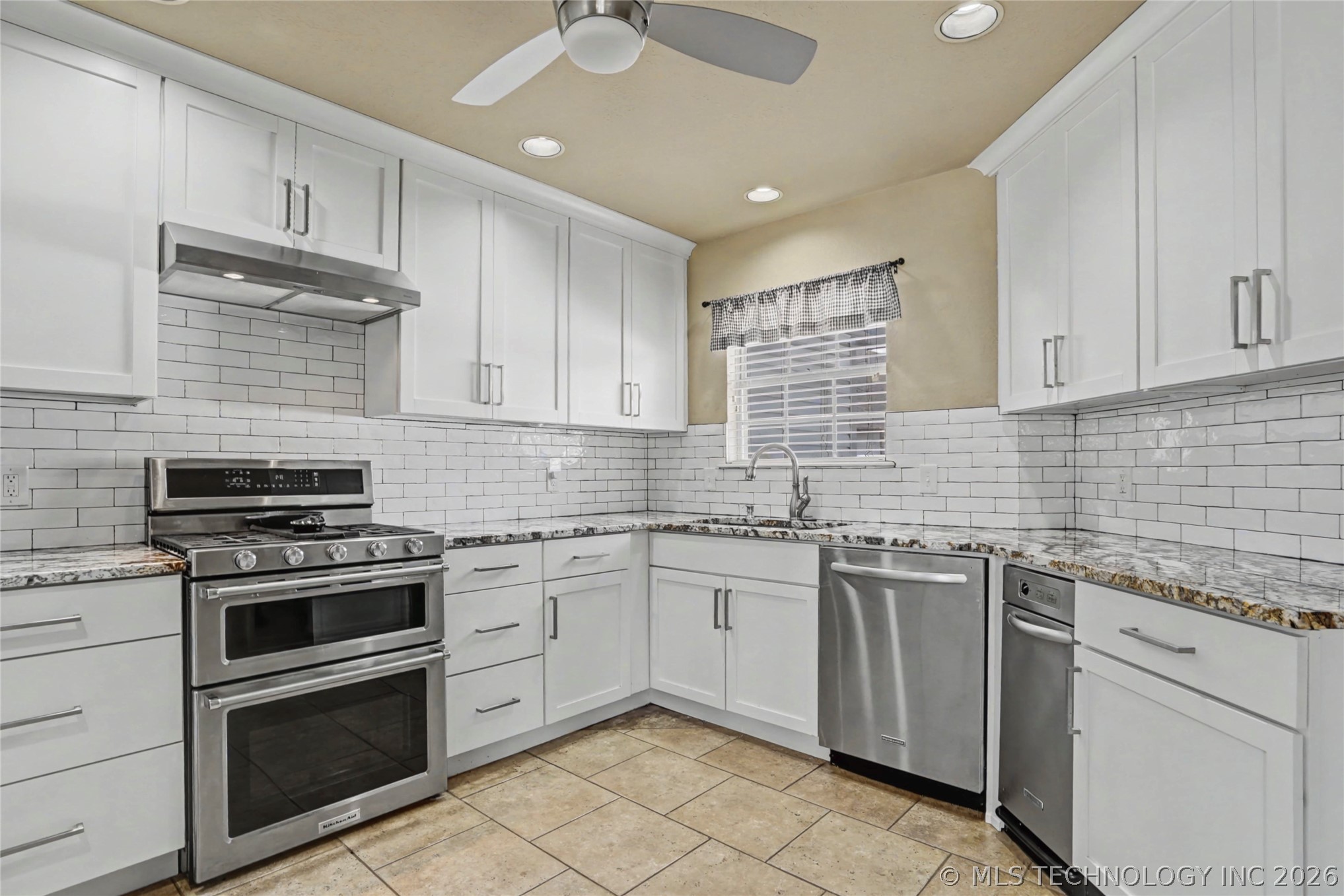 1300 E Boise Street Property Photo 11