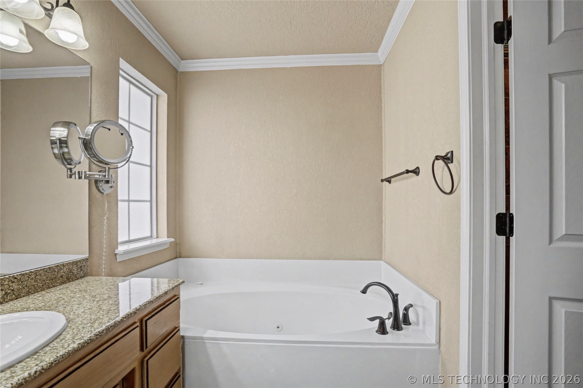 1300 E Boise Street Property Photo 19