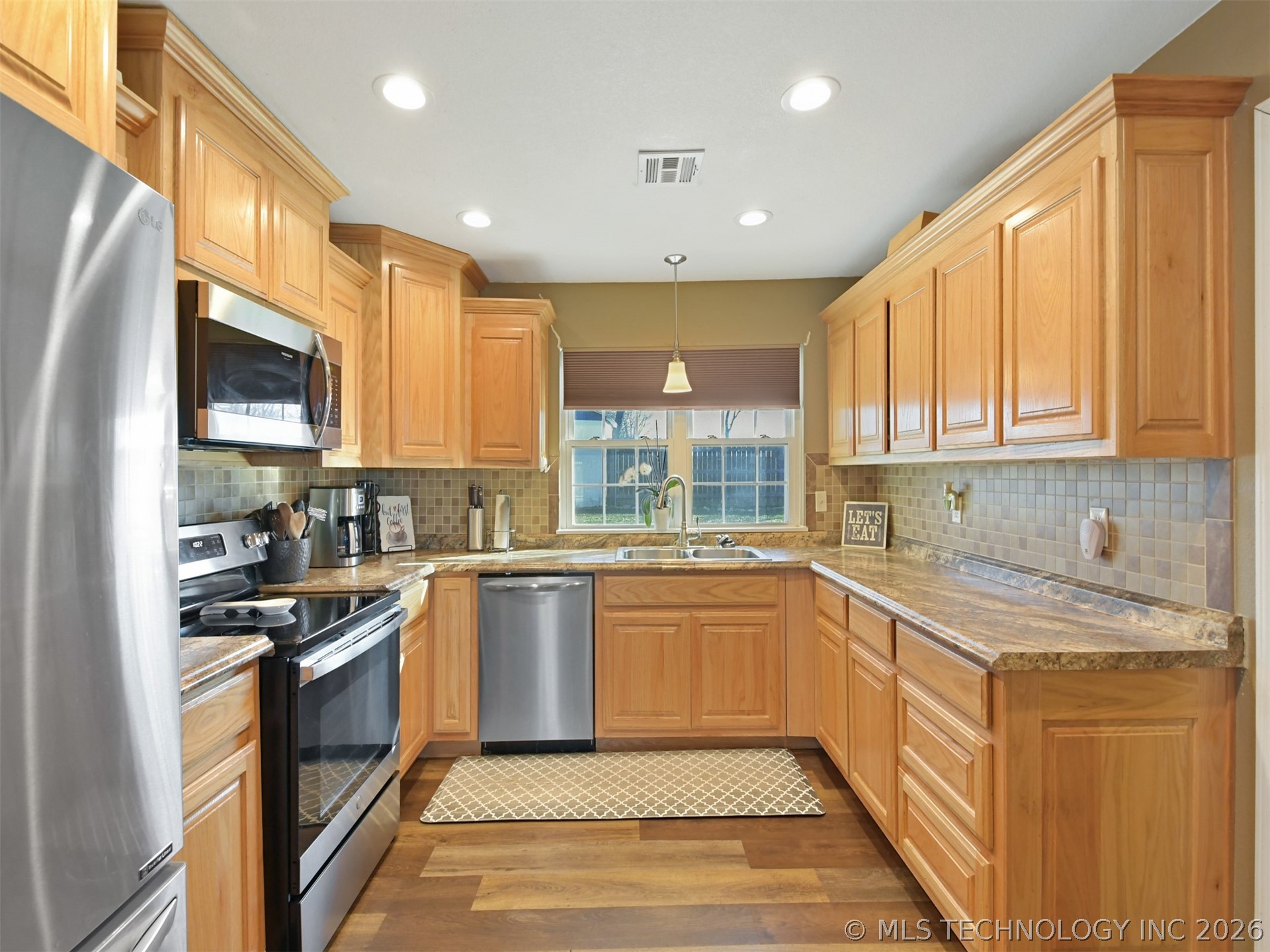 17506 Us Hwy 77 Property Photo 11