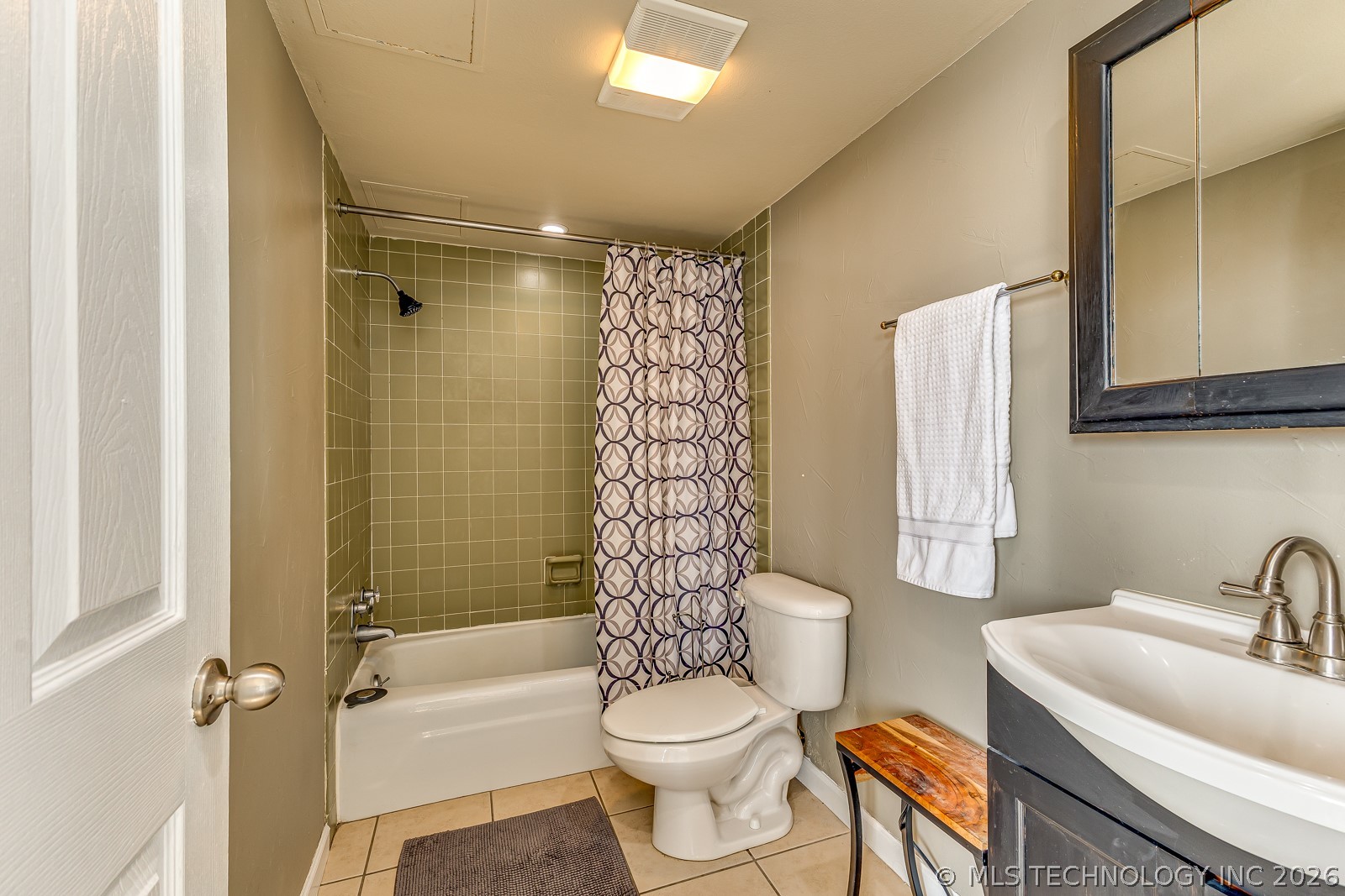 410 W 7th Street 1230 Property Photo 6