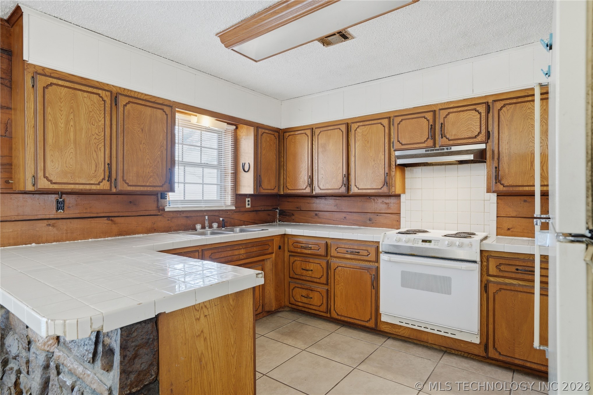 98426 Us Highway 59 Property Photo 11