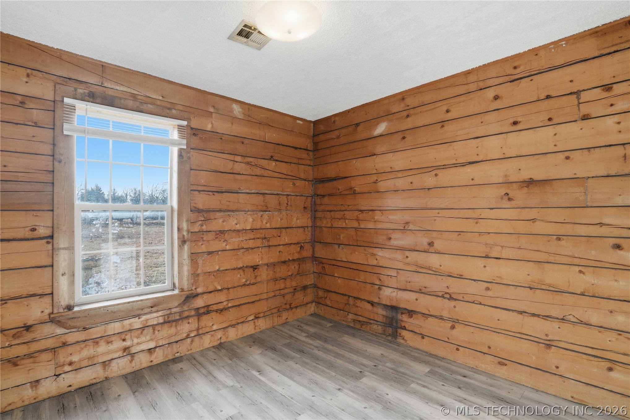 98426 Us Highway 59 Property Photo 17