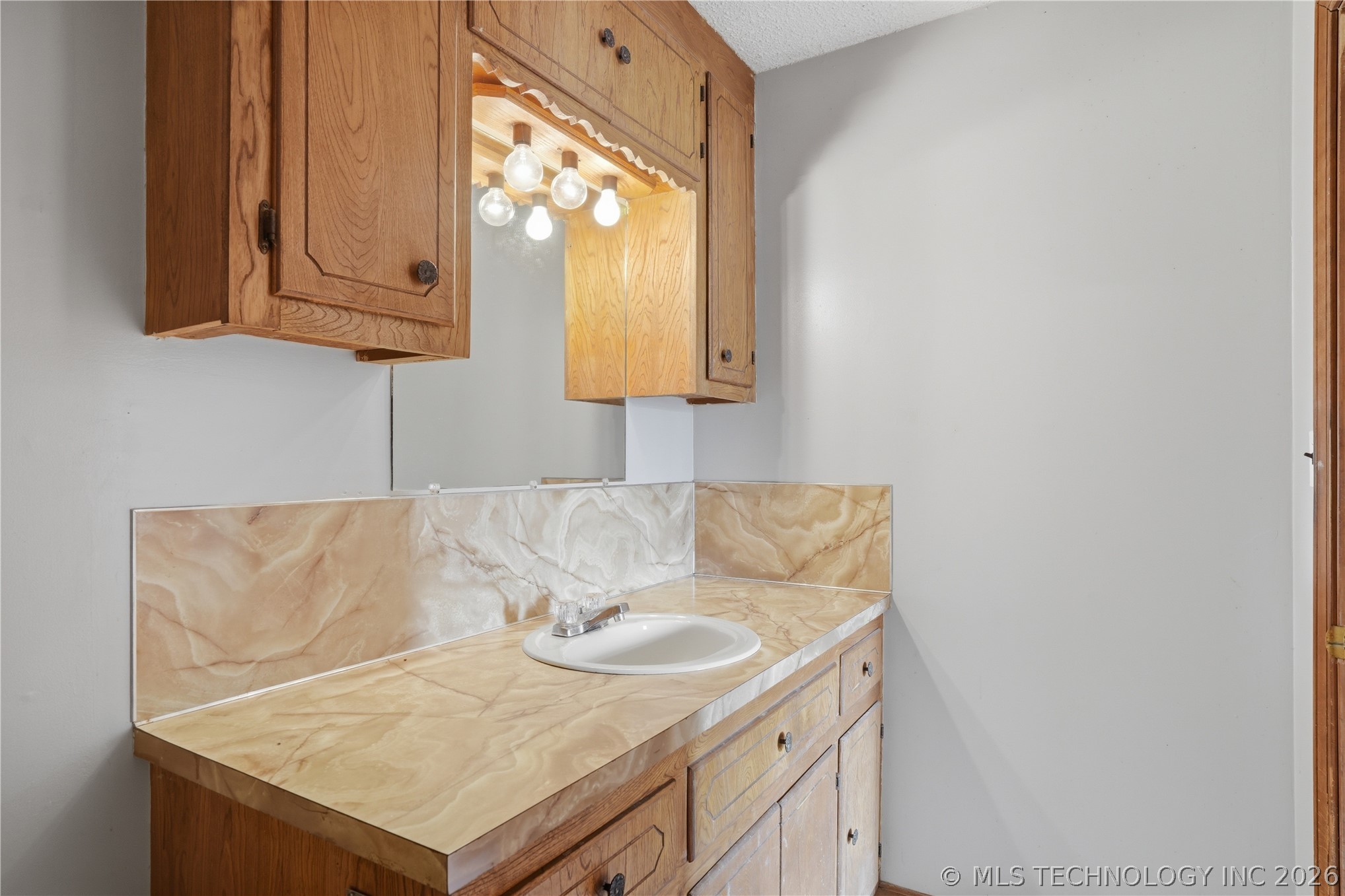 98426 Us Highway 59 Property Photo 19