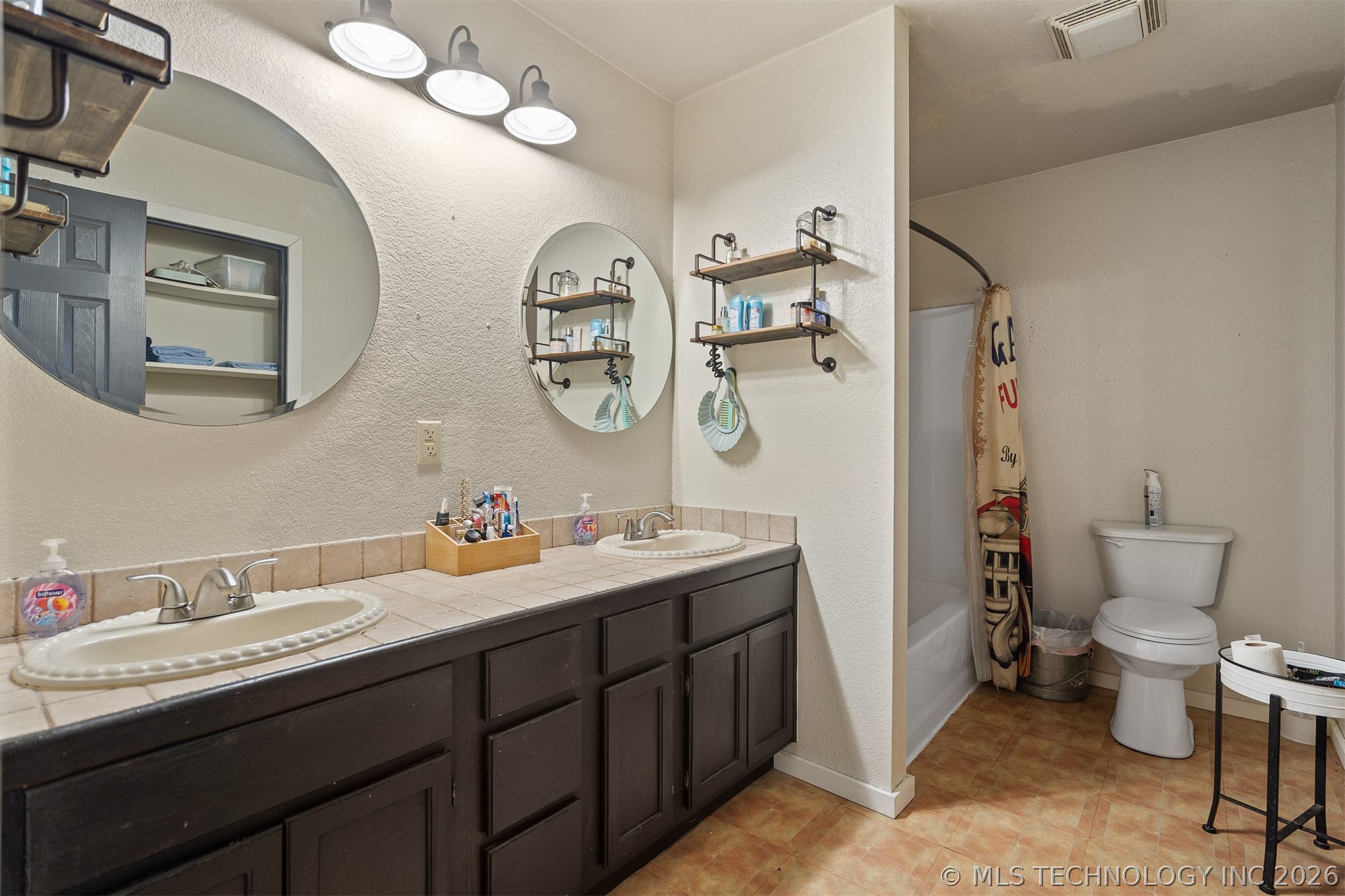 1820 W 14th Street Property Photo 19