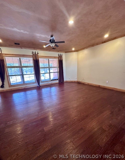 383 Bridlewood Drive Property Photo 11