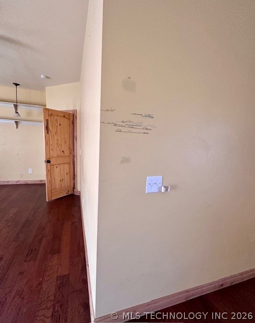 383 Bridlewood Drive Property Photo 14