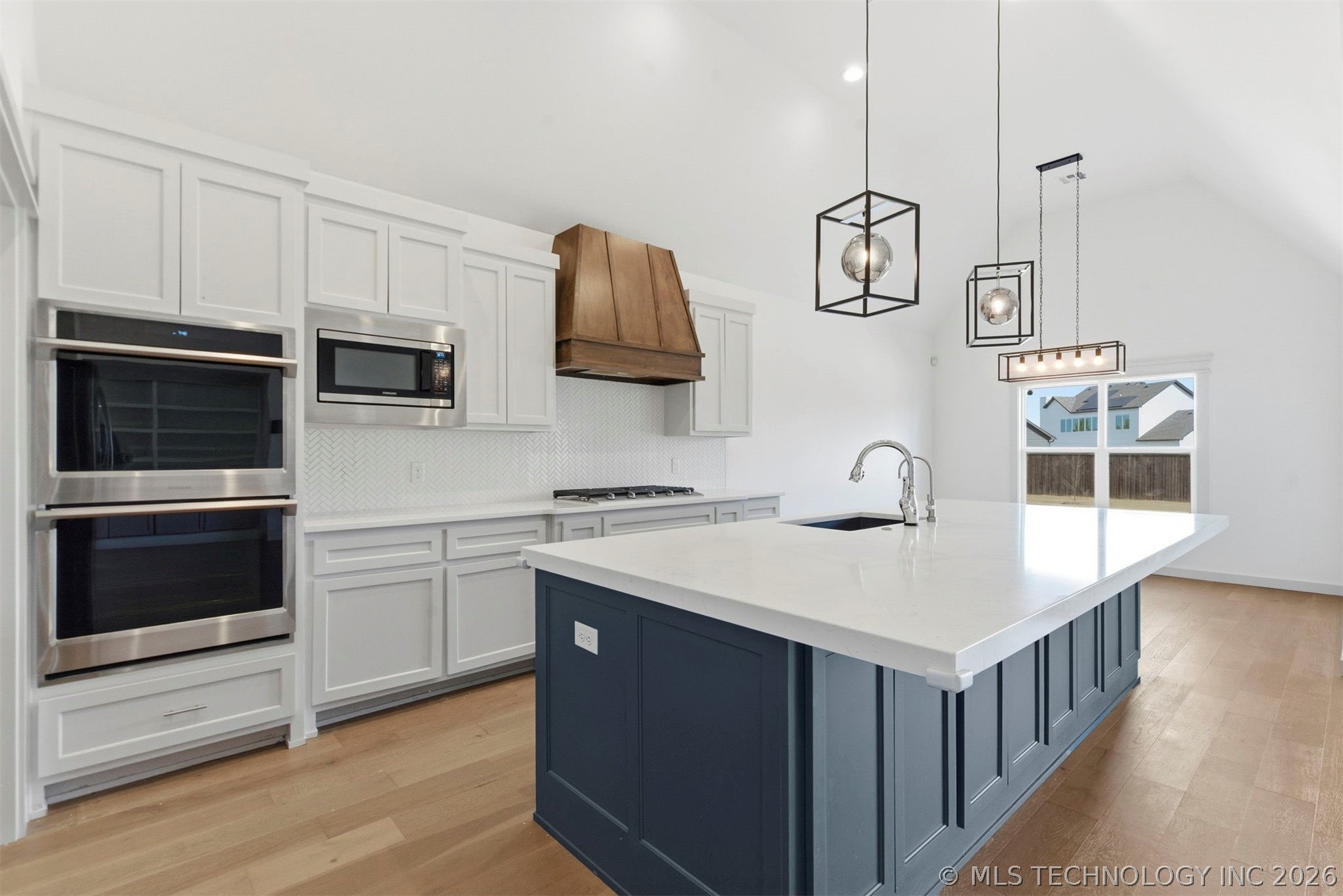 12723 S Maplewood Avenue Property Photo 14