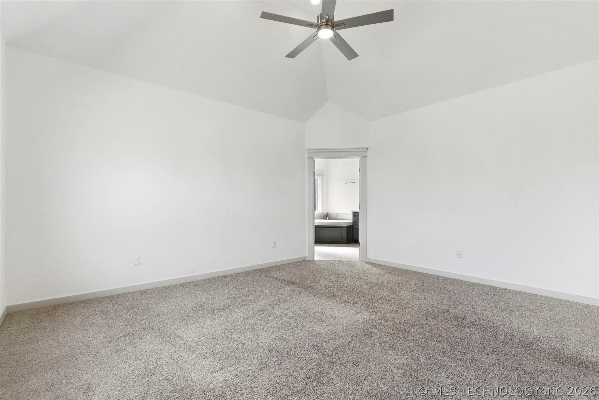 12723 S Maplewood Avenue Property Photo 18
