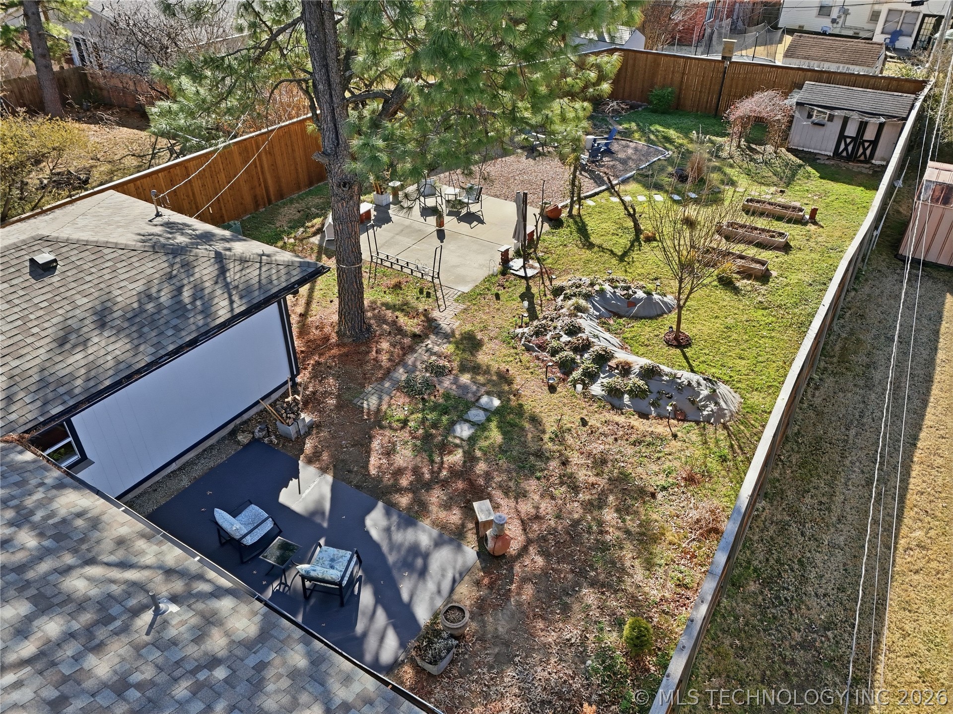 3926 E 32nd Street Property Photo 49