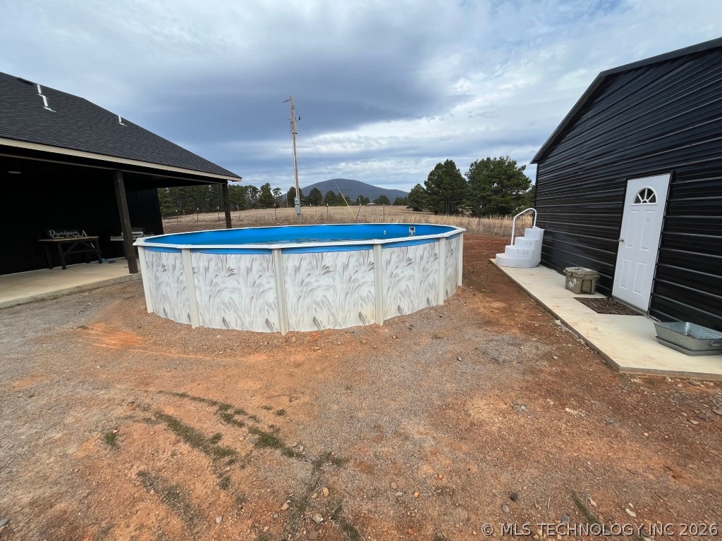37230 Poteau Mtn Property Photo 4