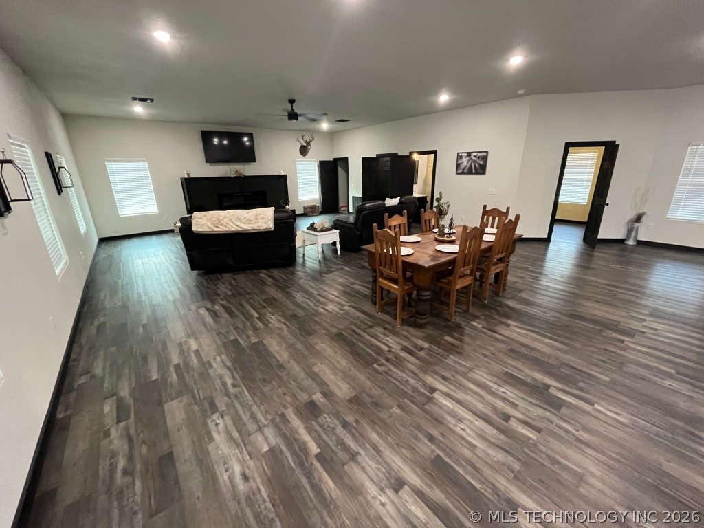 37230 Poteau Mtn Property Photo 8