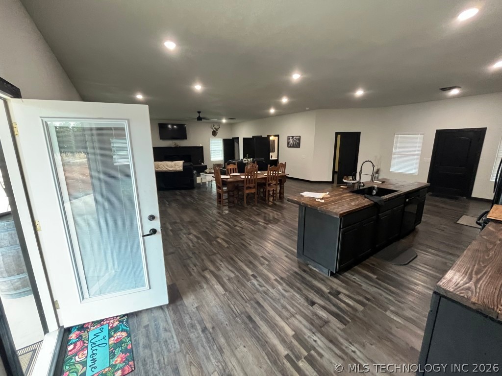37230 Poteau Mtn Property Photo 19