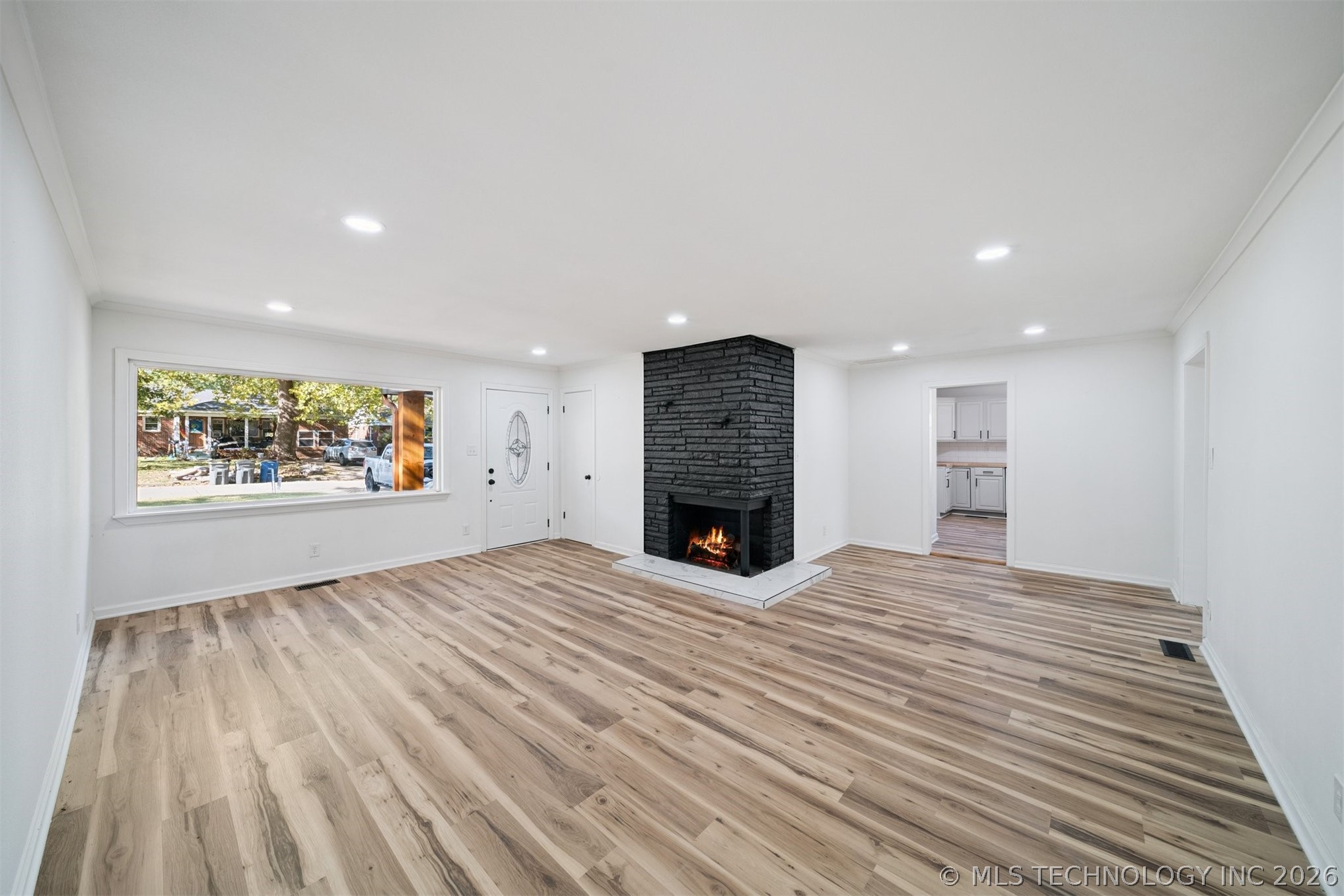 559 S Sandusky Avenue Property Photo 3