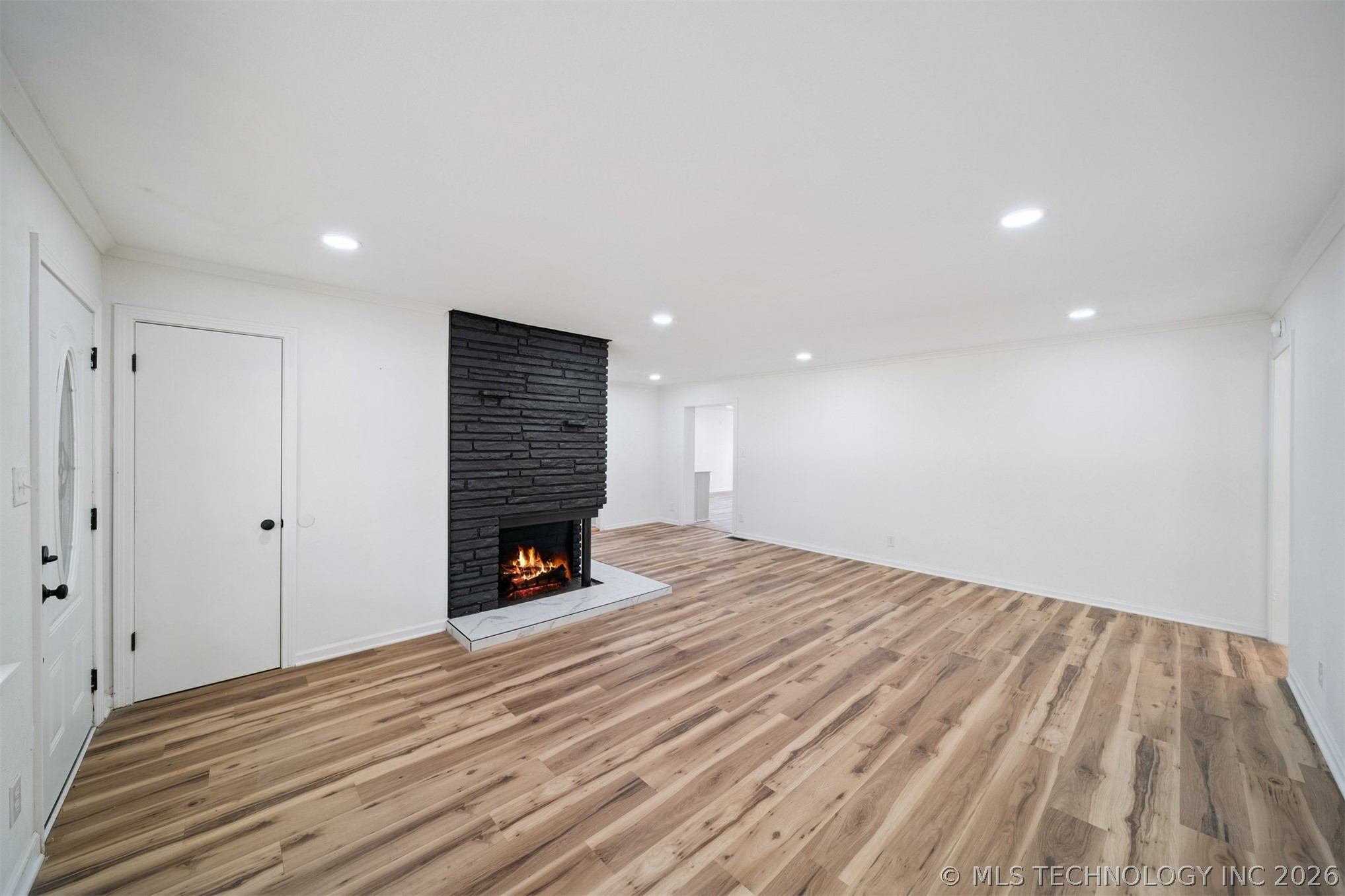 559 S Sandusky Avenue Property Photo 4