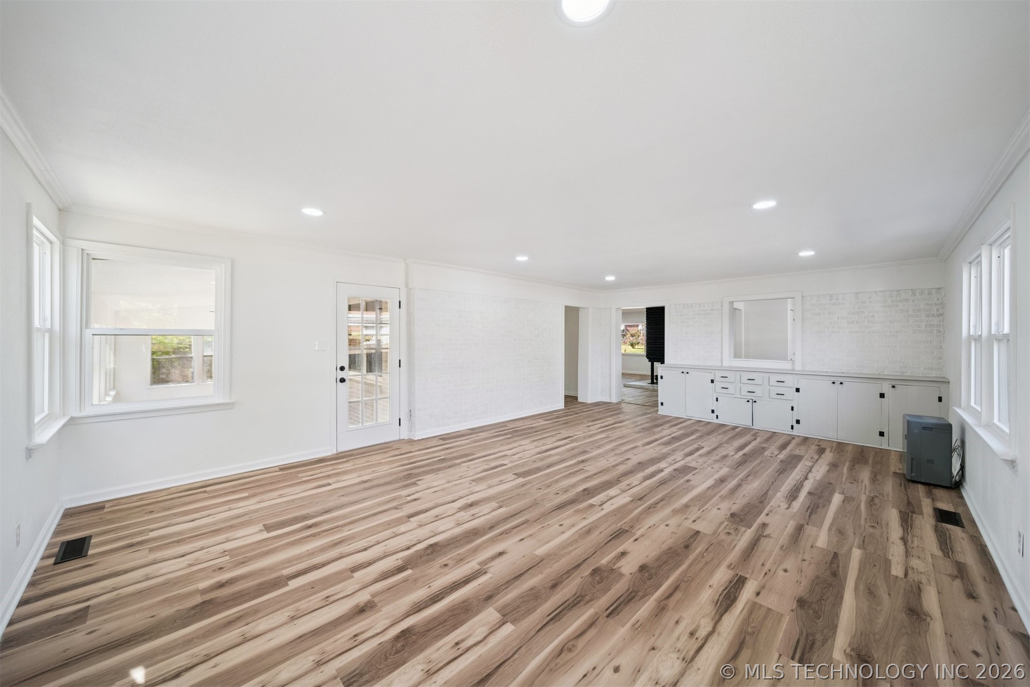 559 S Sandusky Avenue Property Photo 9
