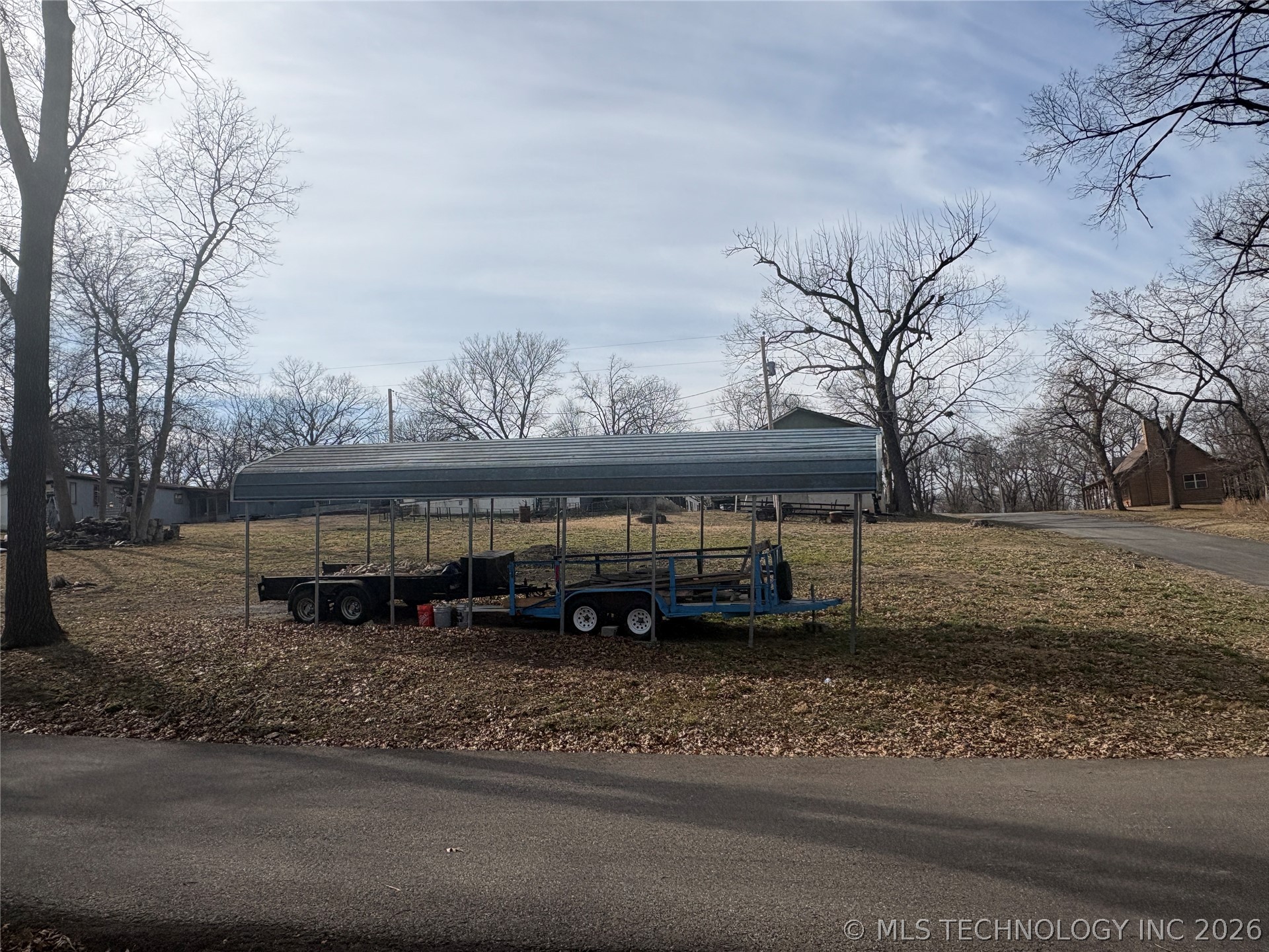 Kansas Drive Property Photo 3