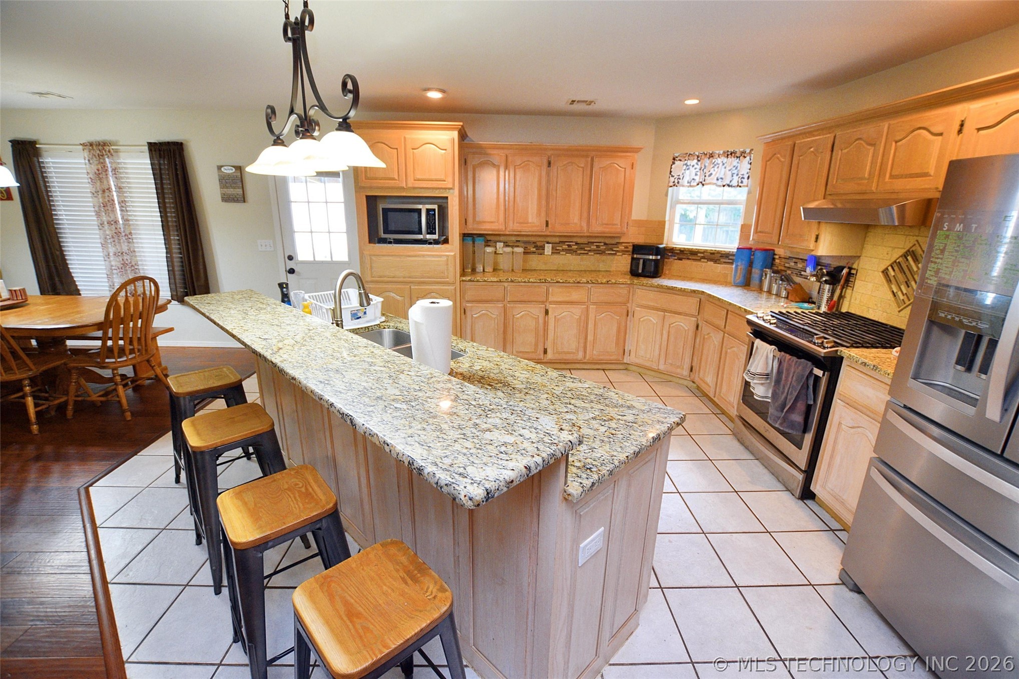 508 Covington Place Property Photo 6