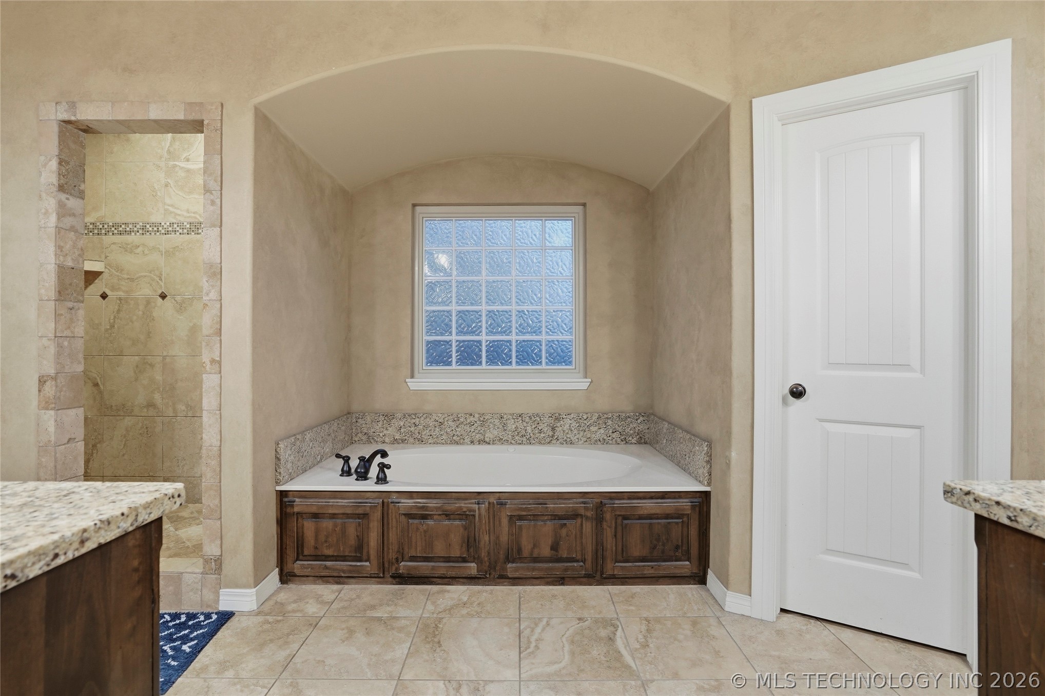 16515 E 47th Place Property Photo 22