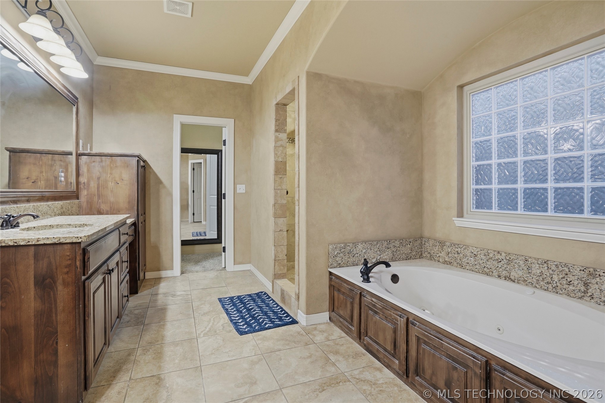 16515 E 47th Place Property Photo 24