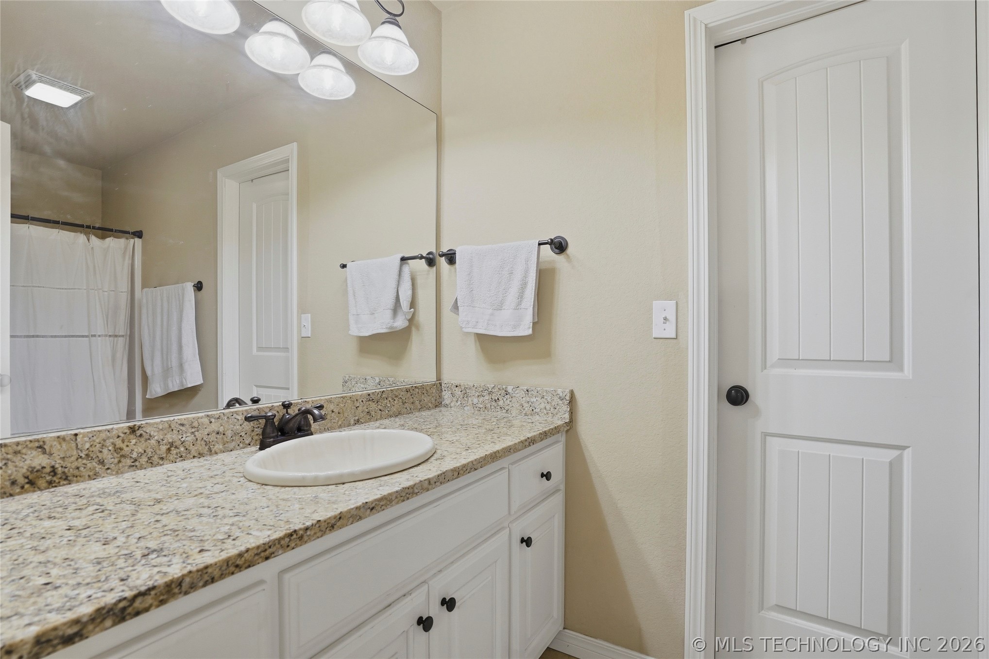 16515 E 47th Place Property Photo 41