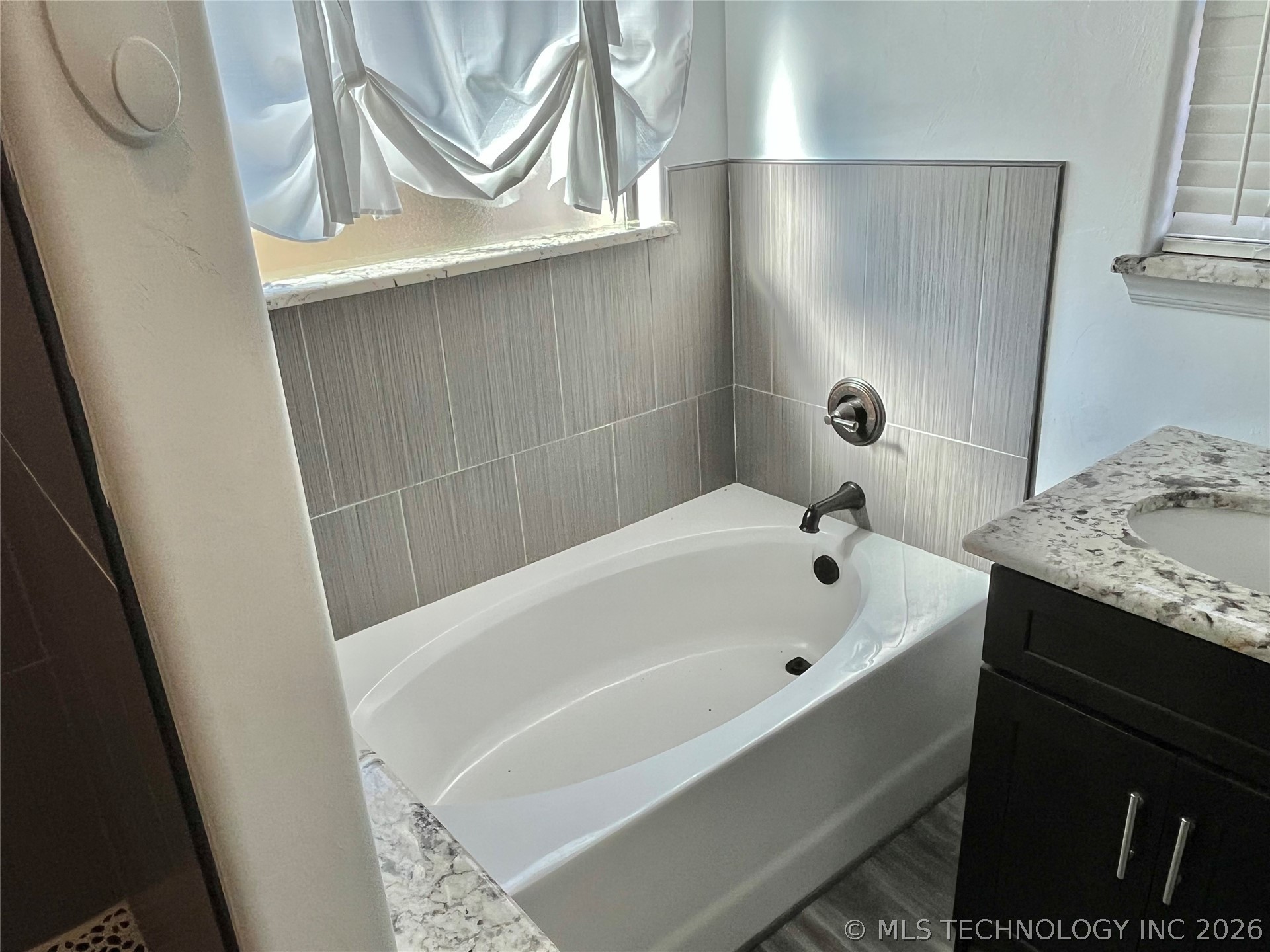 209 9th Avenue Nw Property Photo 14