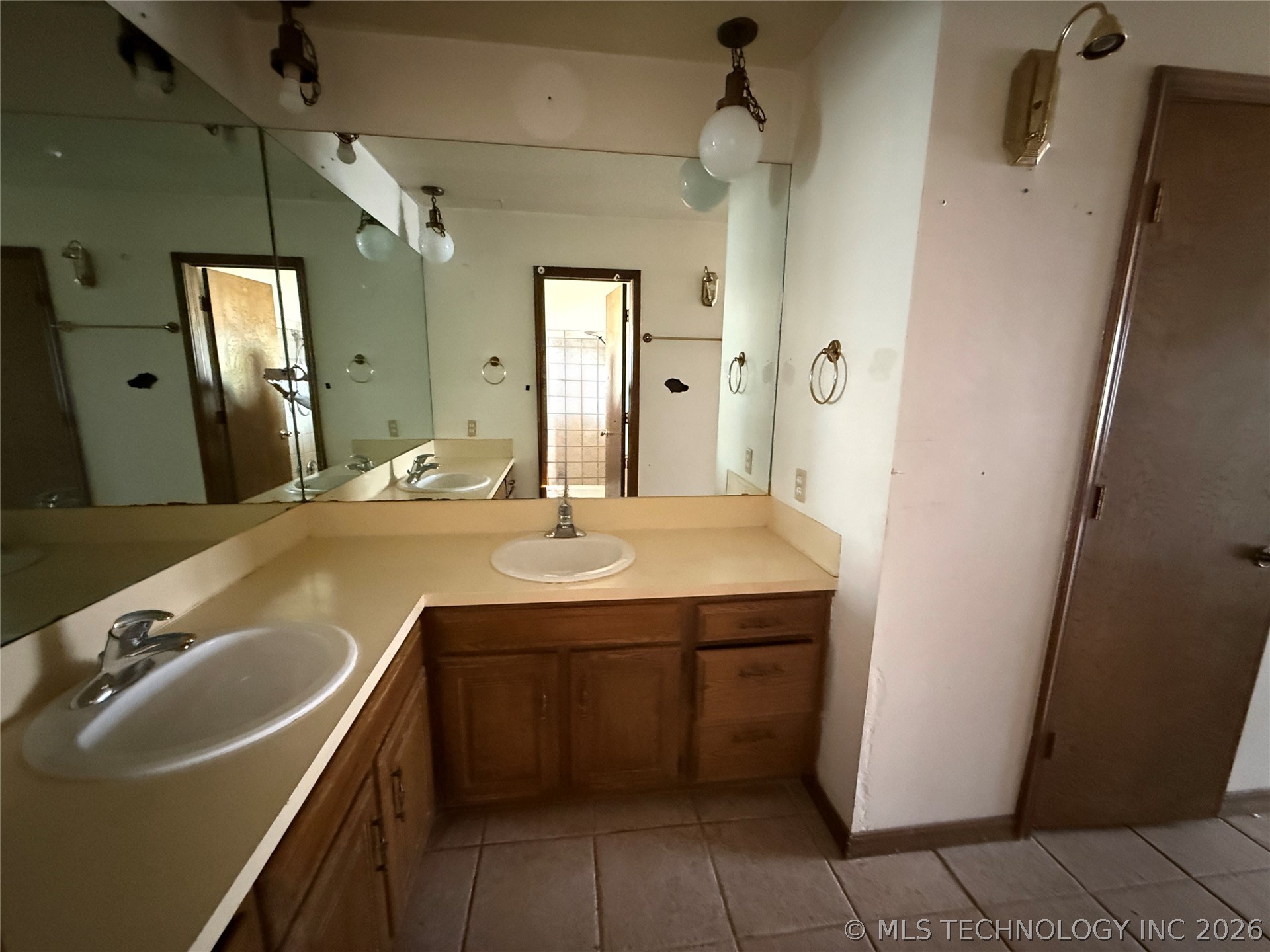 1508 W Nashville Street Property Photo 26