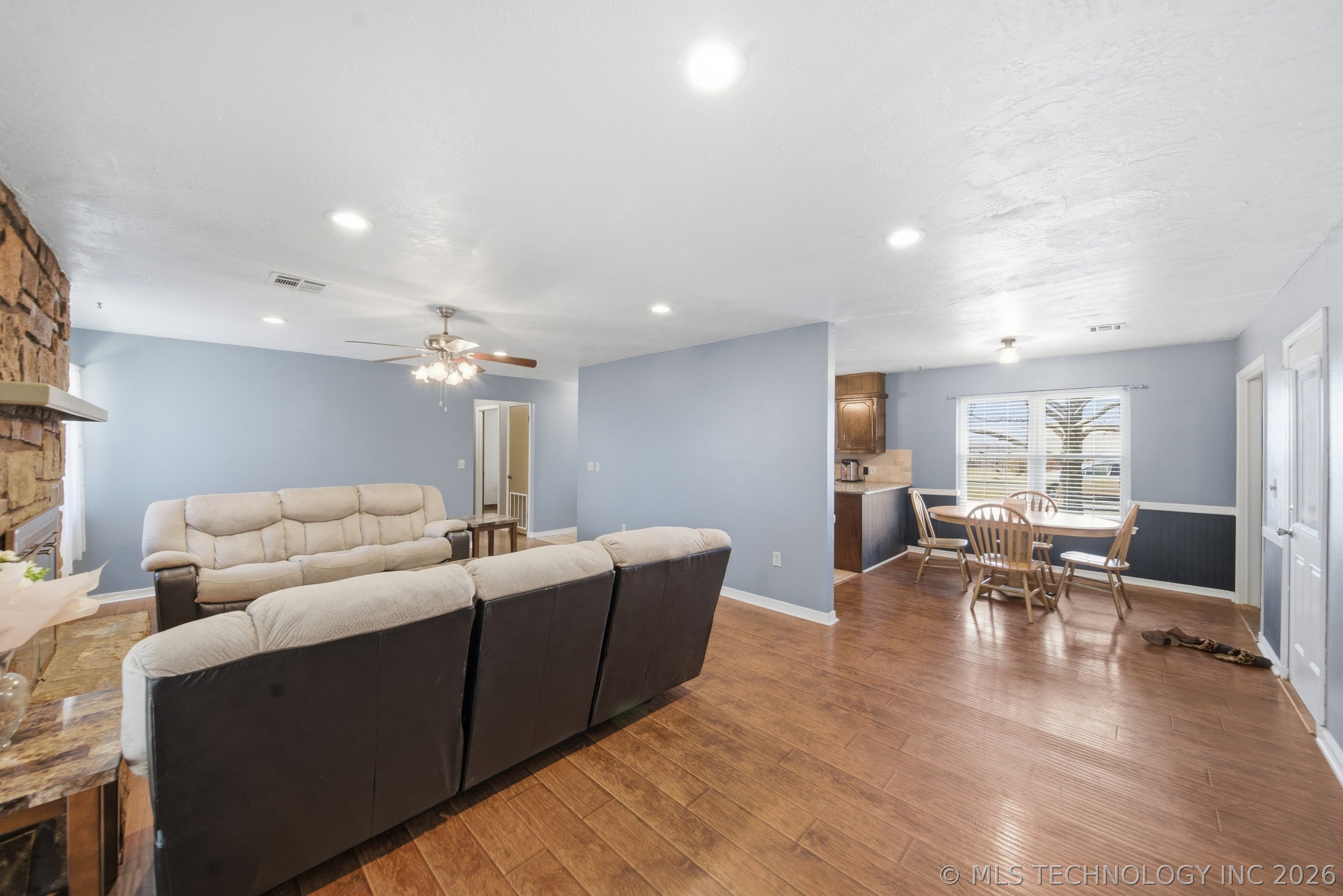 31717 S Earlene Avenue Property Photo 8