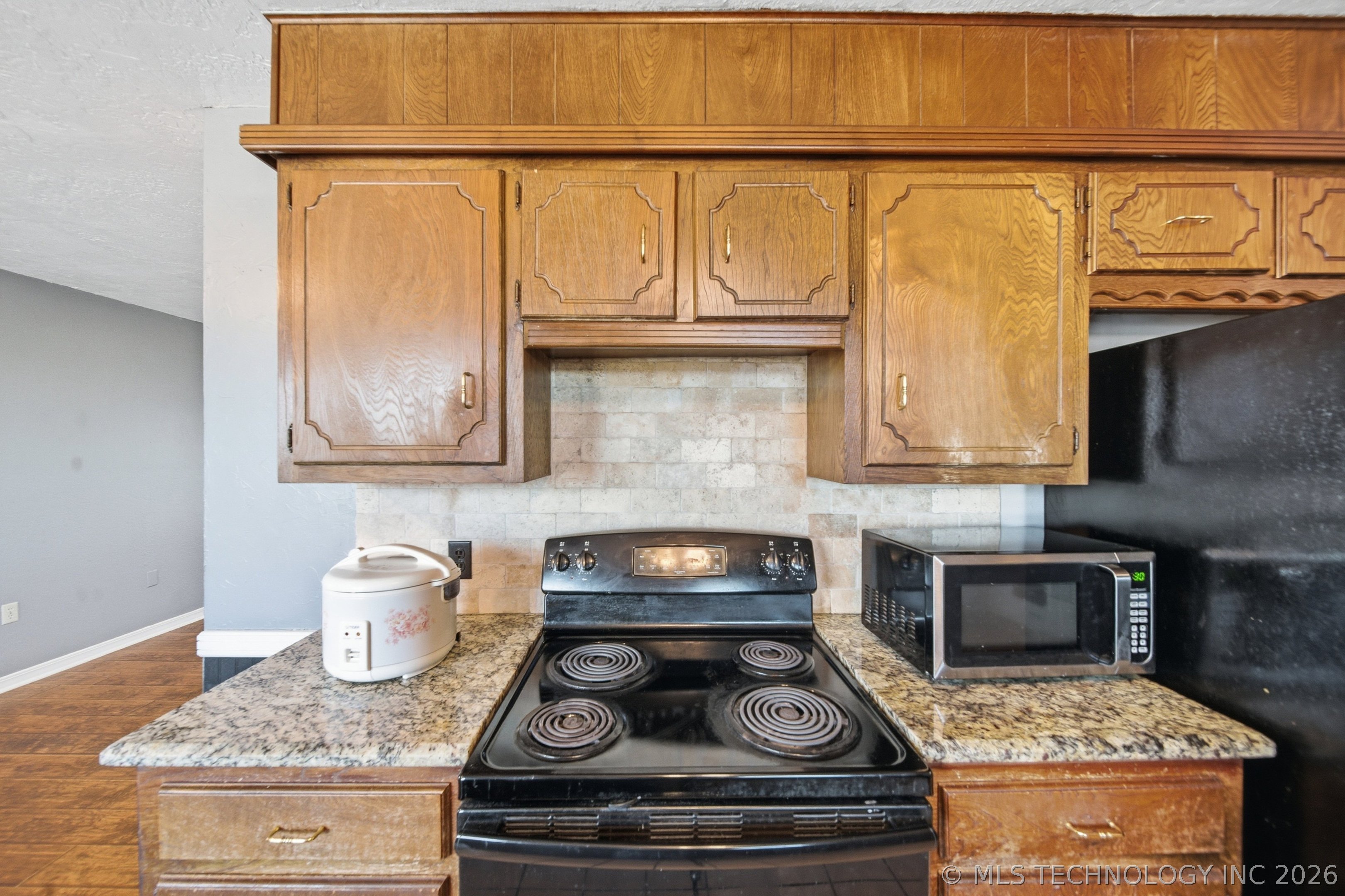 31717 S Earlene Avenue Property Photo 14