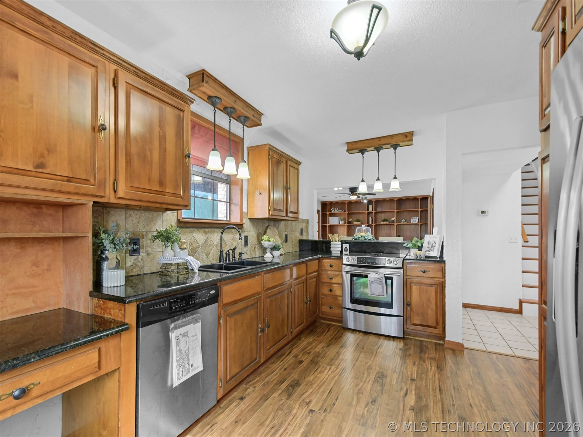 5148 Enville Property Photo 7
