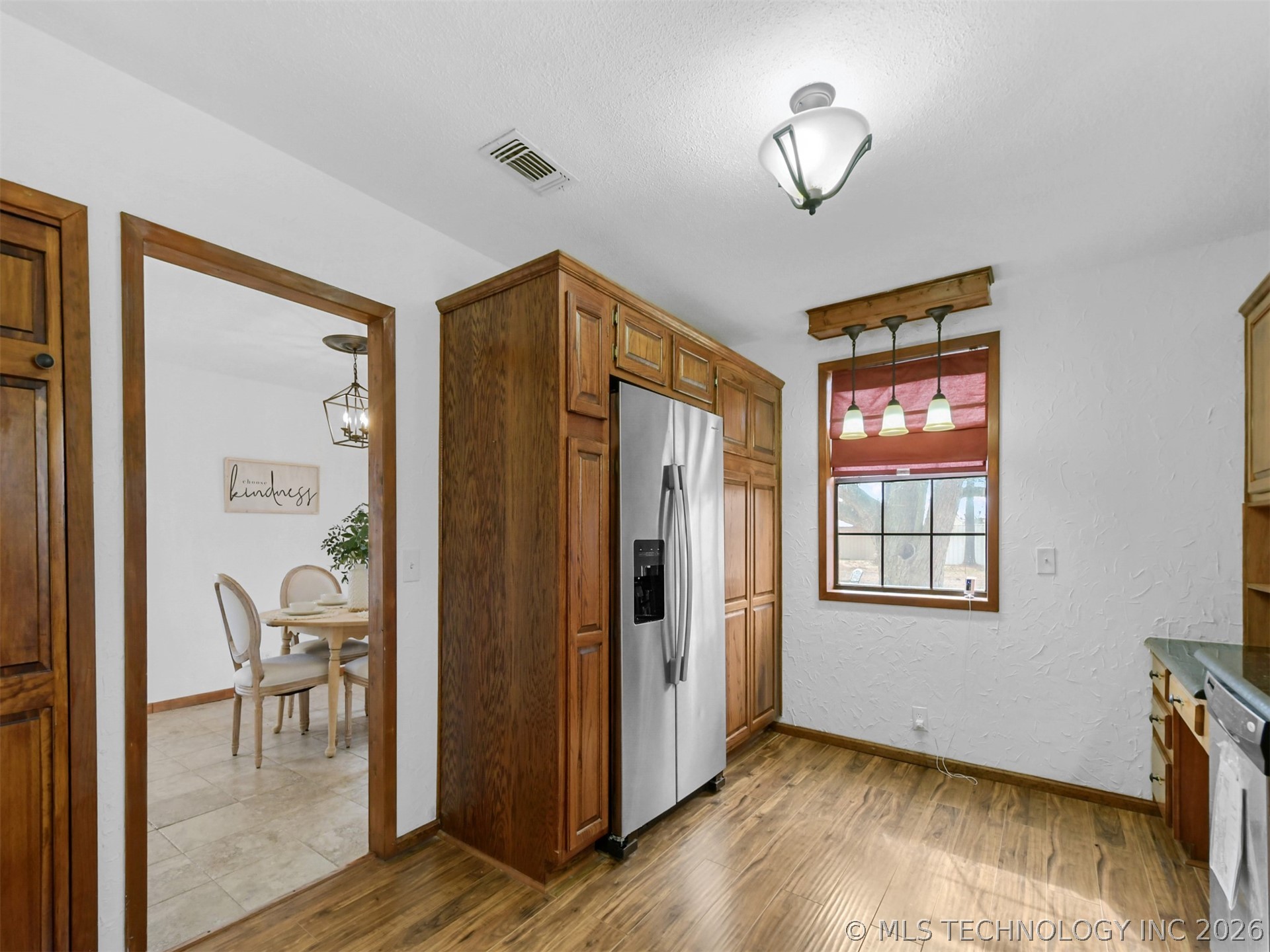 5148 Enville Property Photo 9