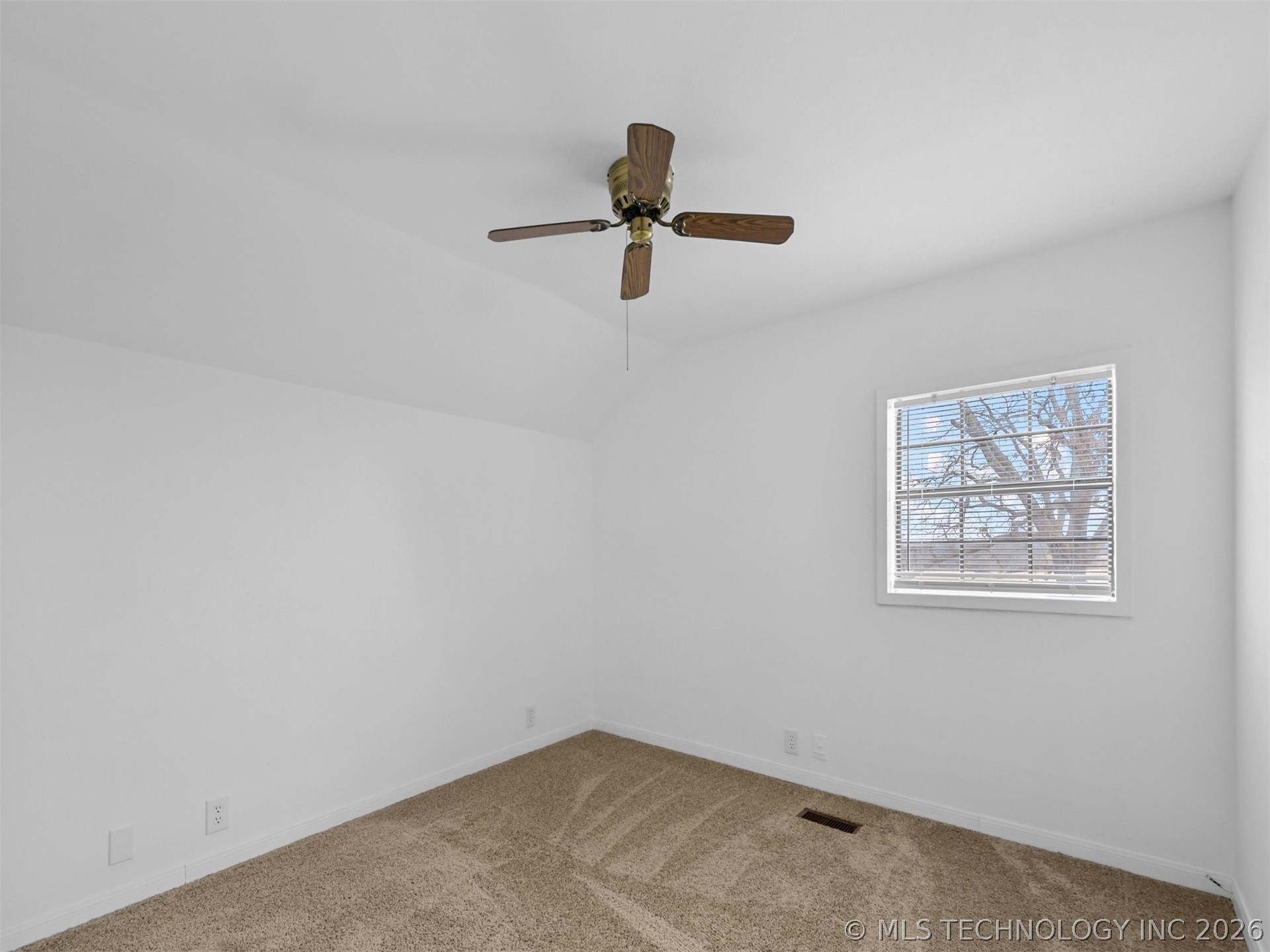 5148 Enville Property Photo 12