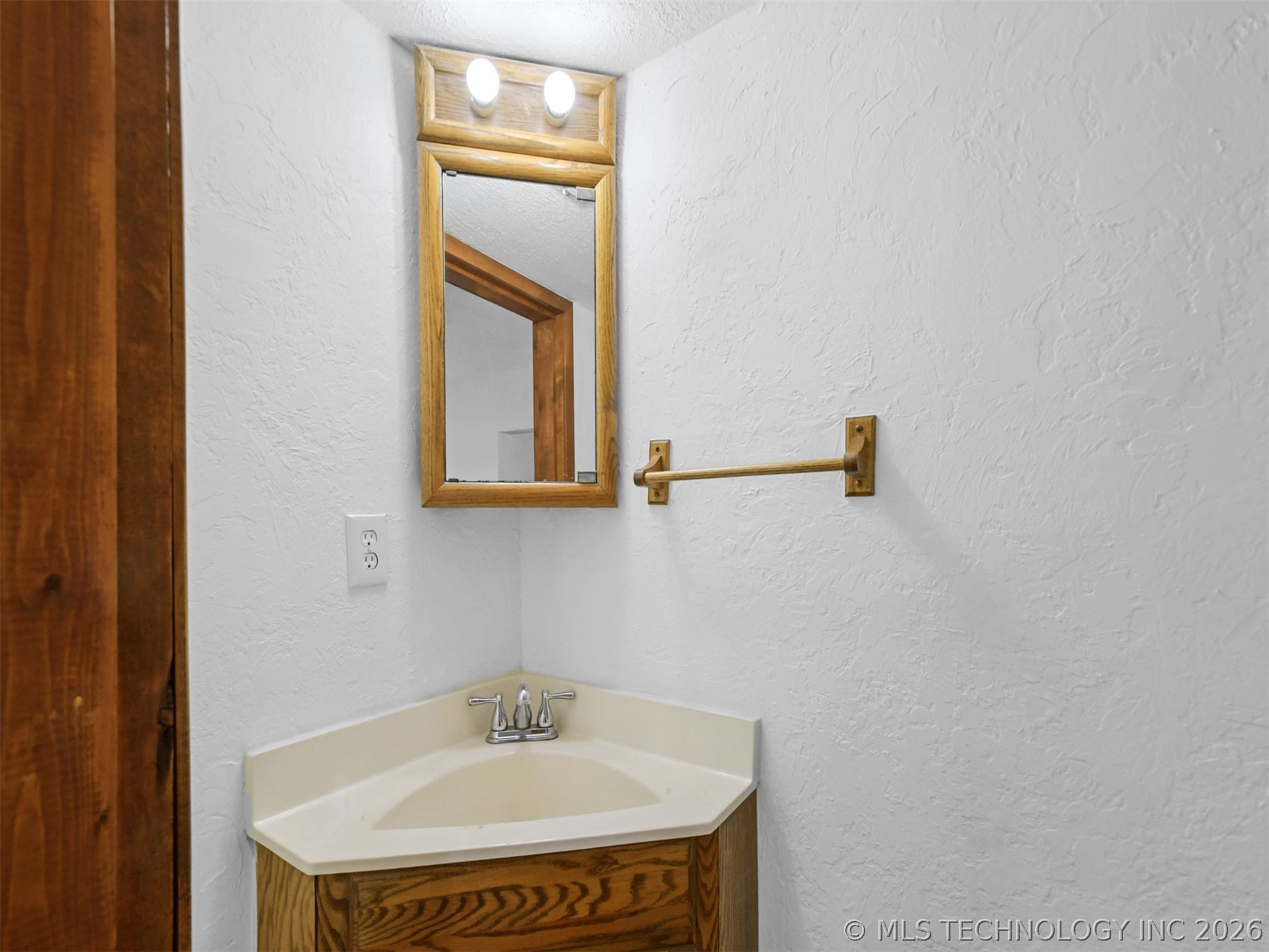 5148 Enville Property Photo 20