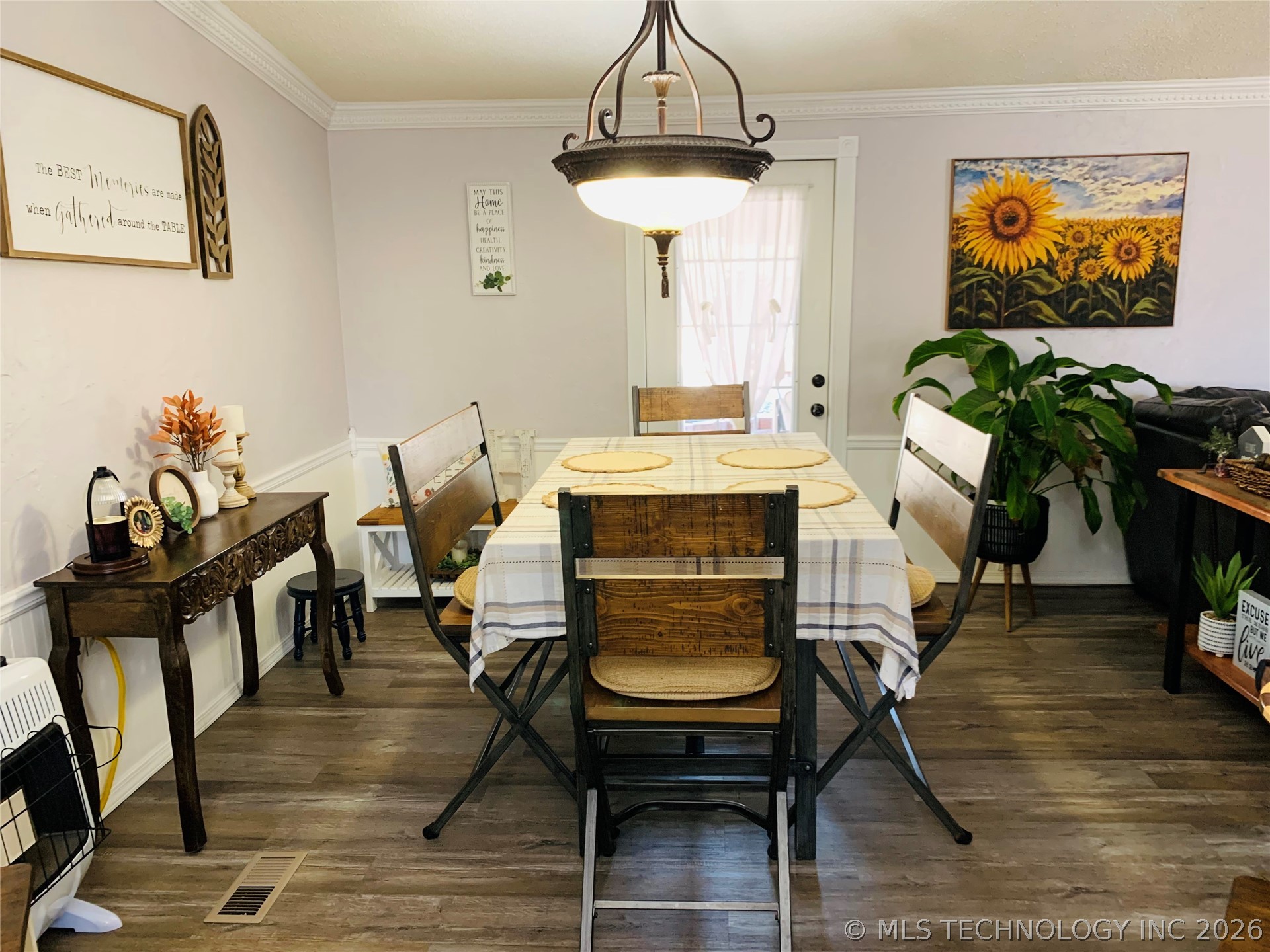 130 S Highland Property Photo 12