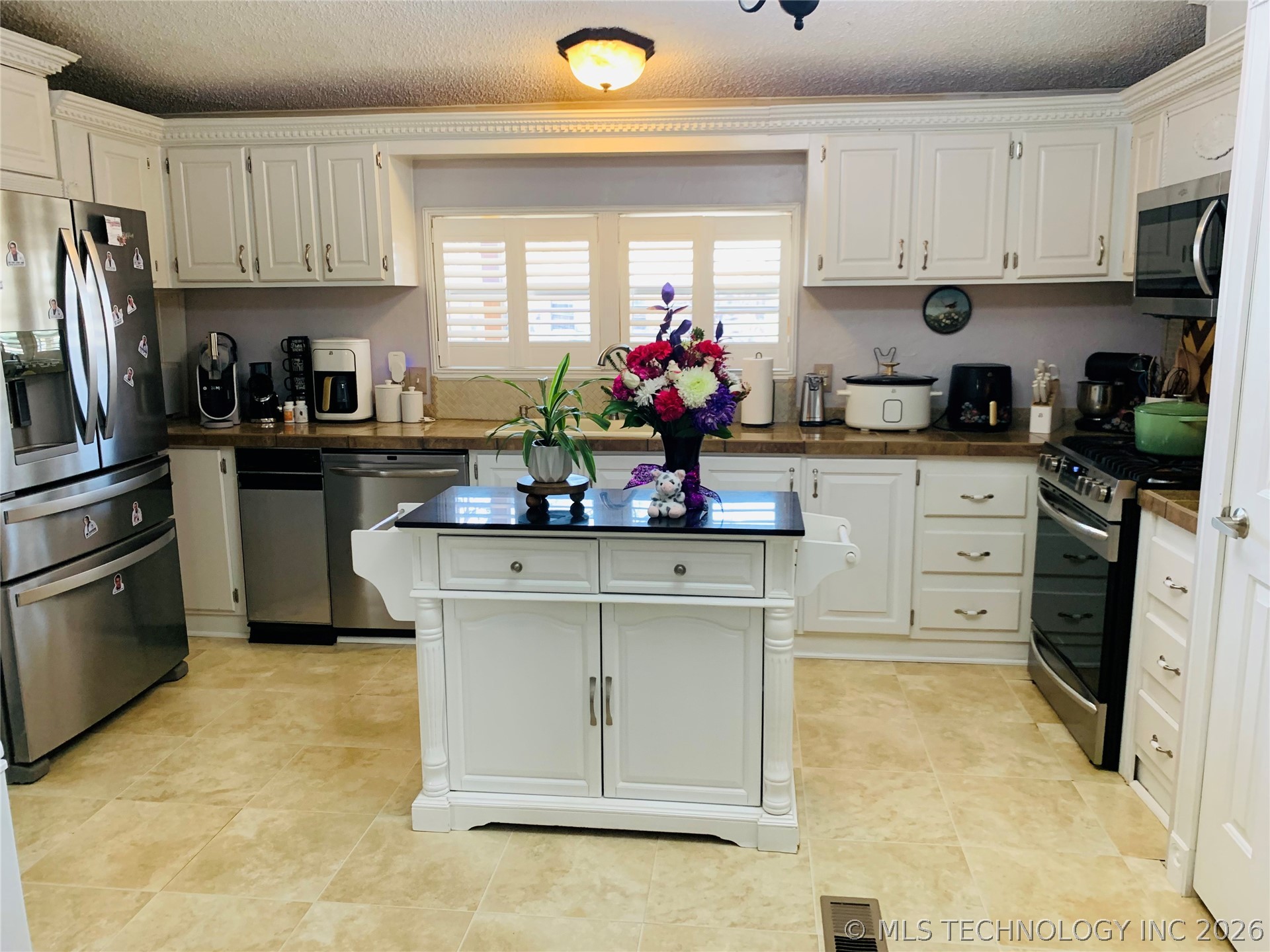 130 S Highland Property Photo 14