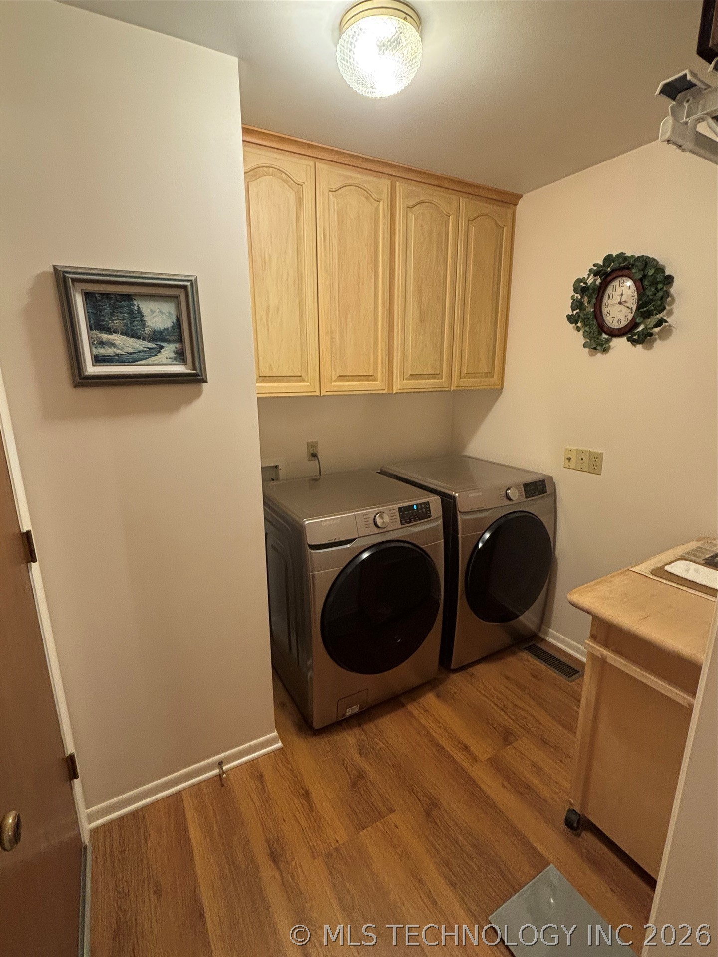 5859 S Quebec Avenue Property Photo 6