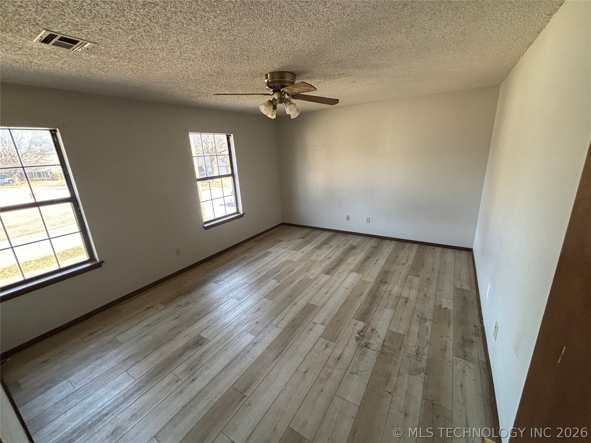 1701 W Inglewood Street Property Photo 14