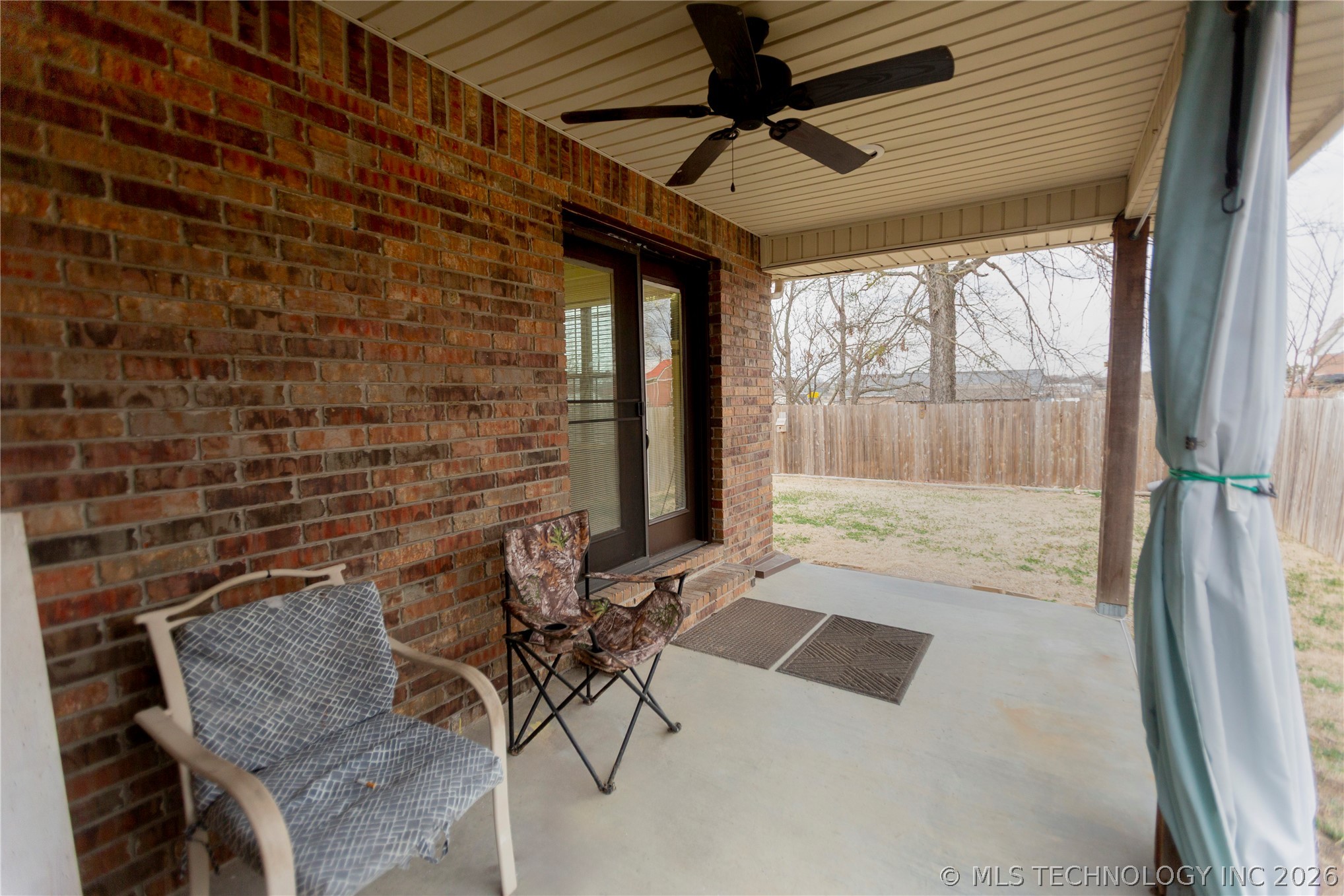 803 N 2nd Property Photo 33