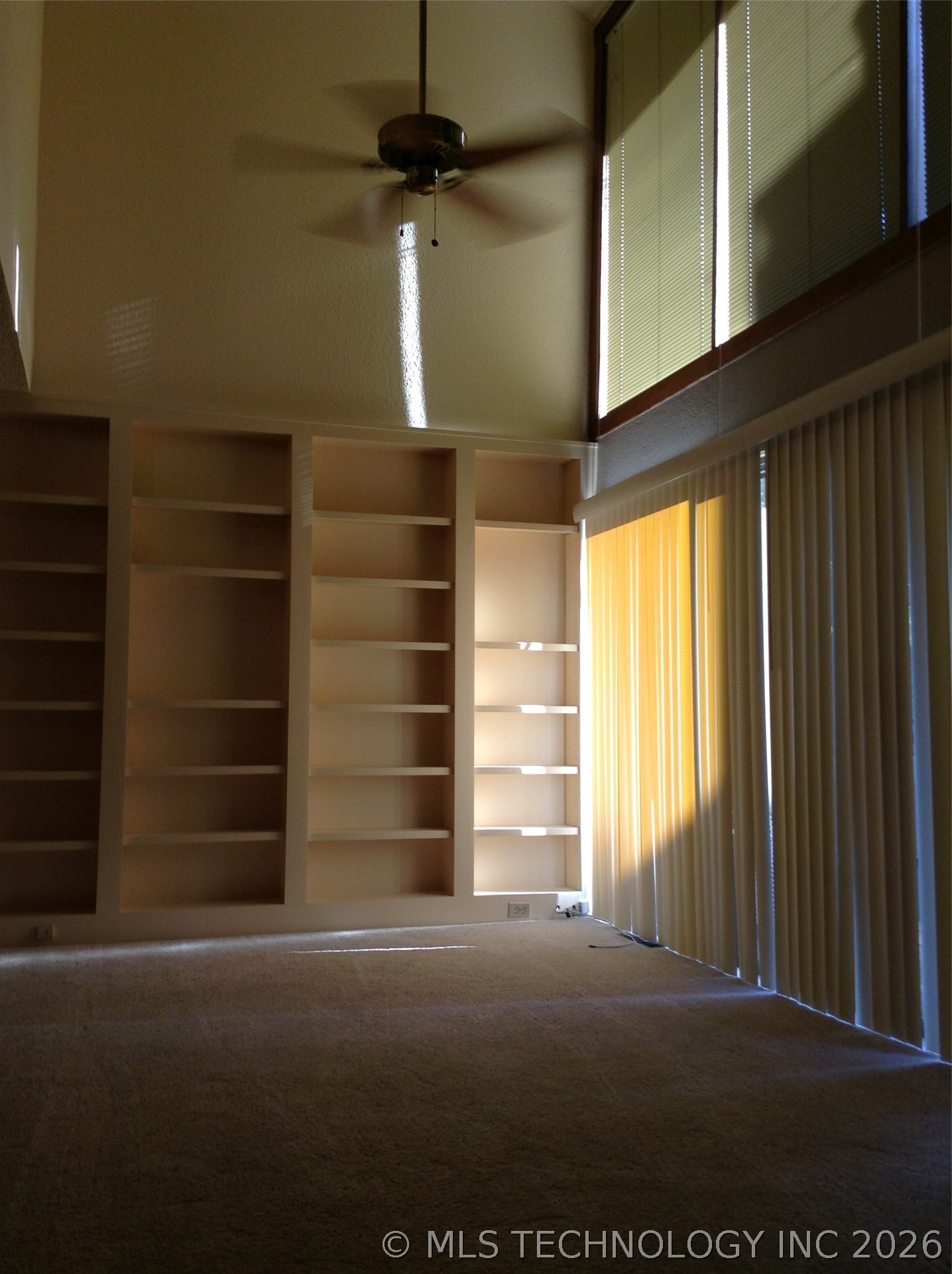 5521 E 51st Street 8-b Property Photo 12