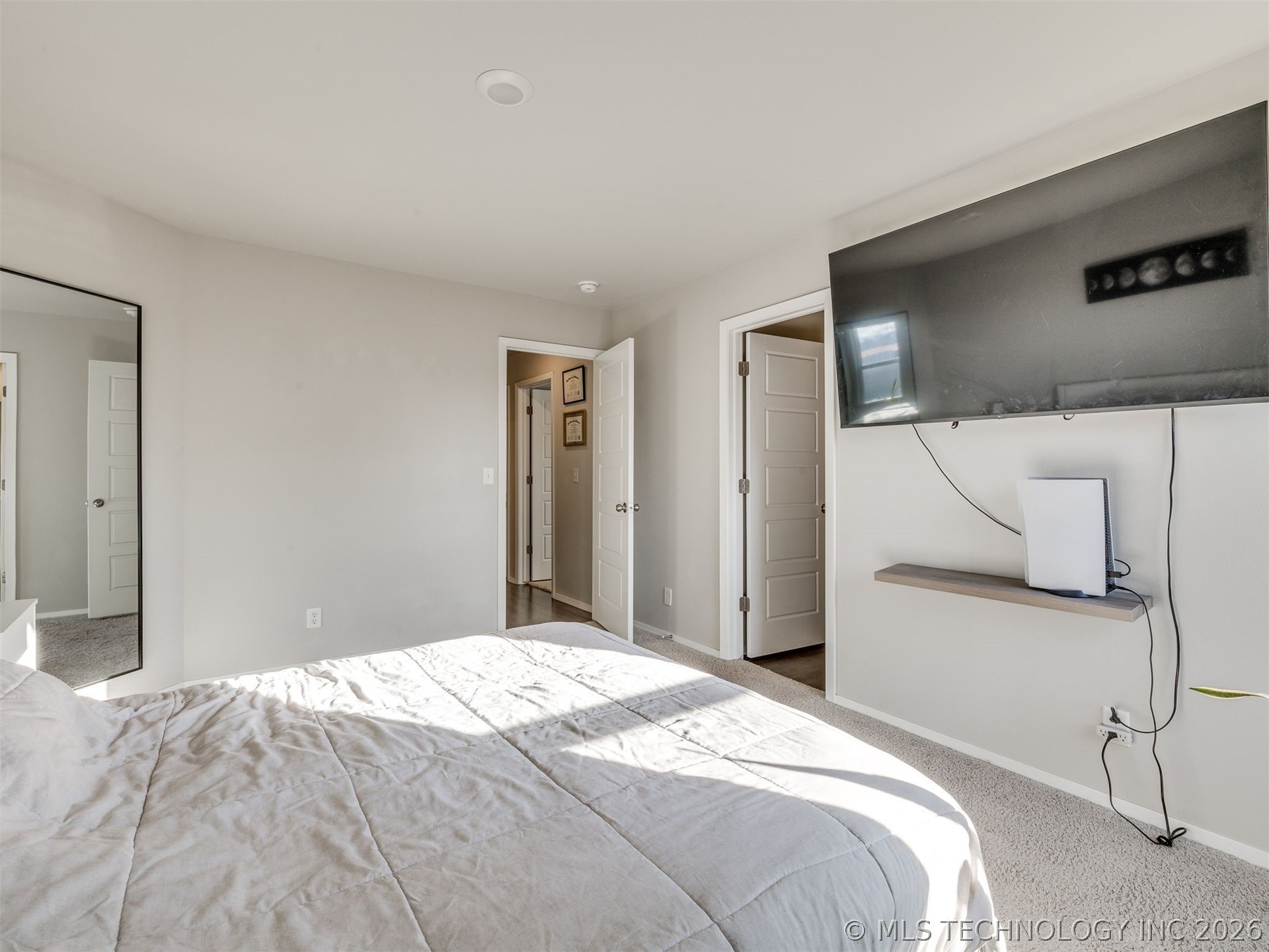 3804 S 146 Avenue Property Photo 17