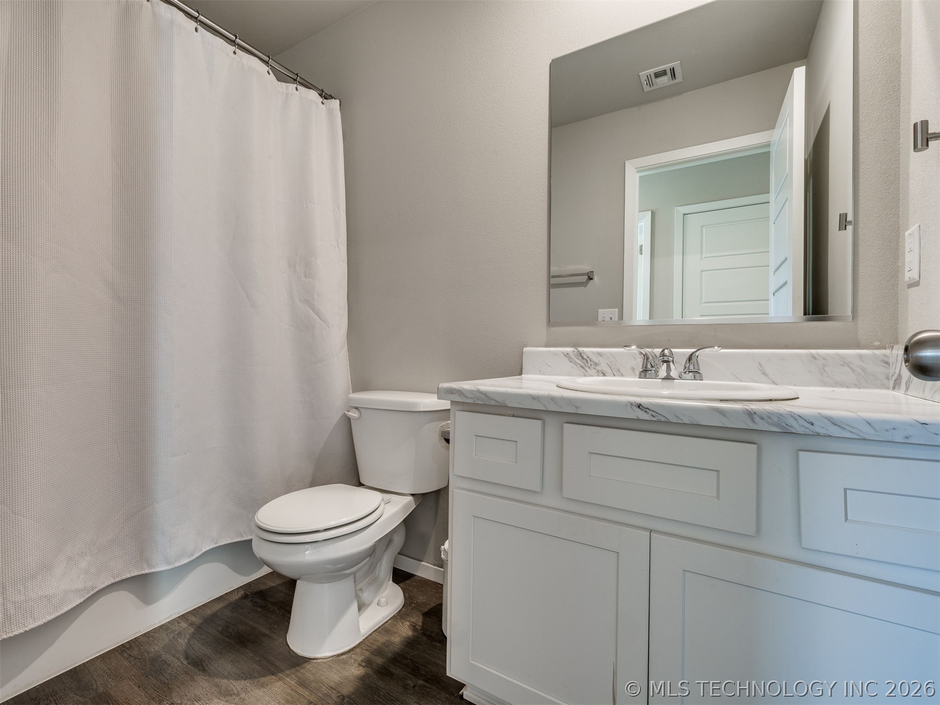 3804 S 146 Avenue Property Photo 27