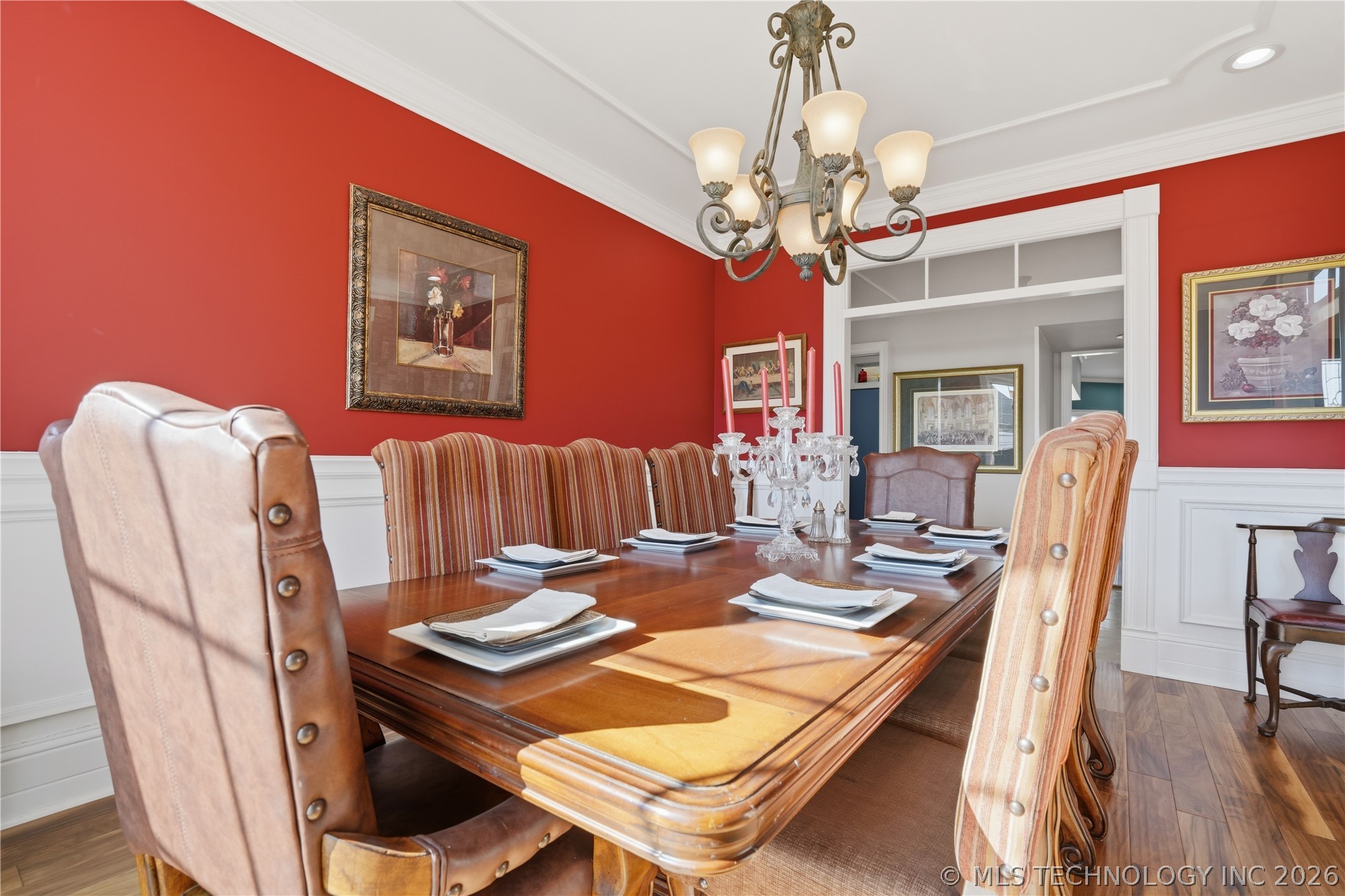 4210 Eagle Crest Property Photo 8