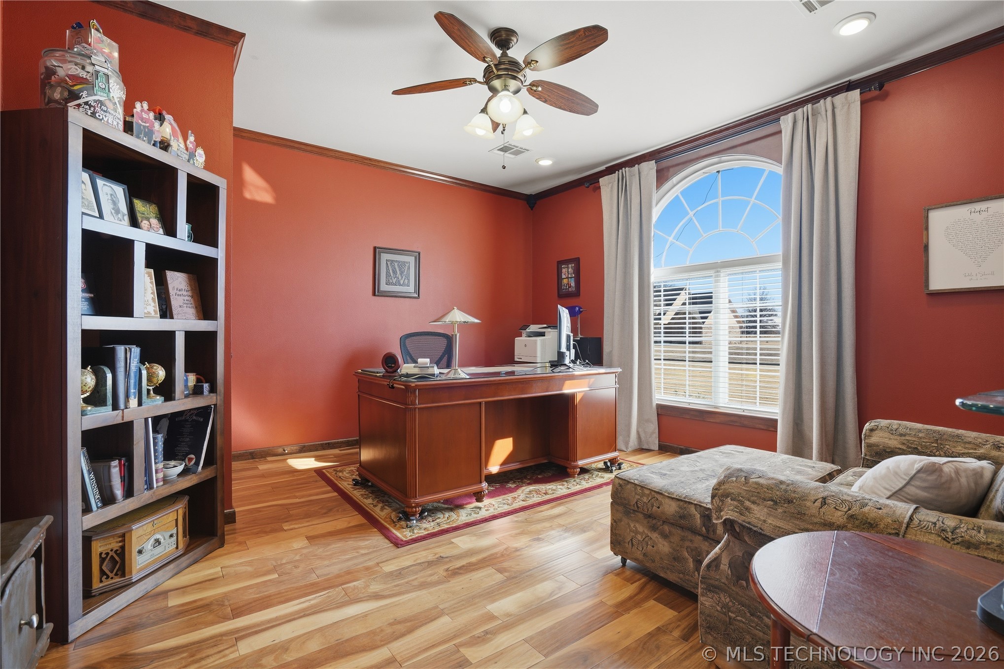 4210 Eagle Crest Property Photo 10